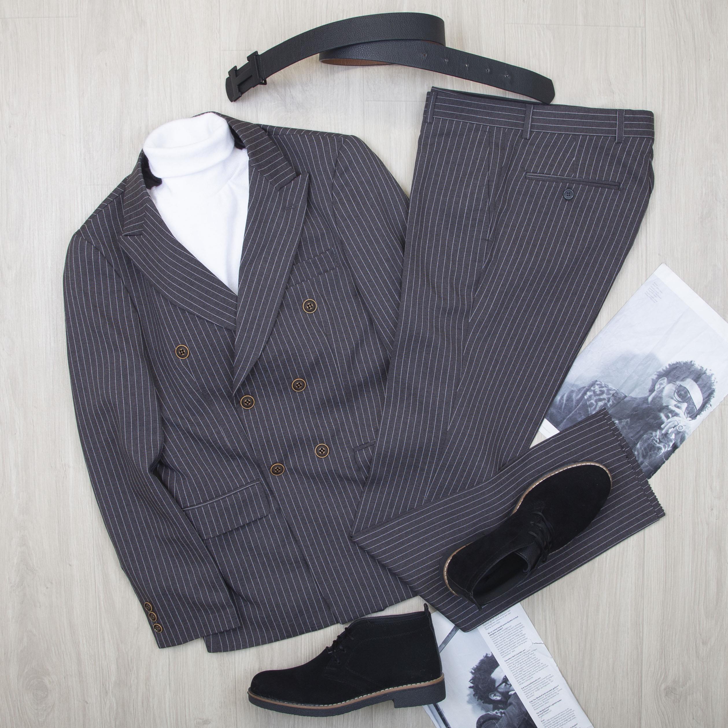 Çizgili Füme Kruvaze Takım Elbise Kombini