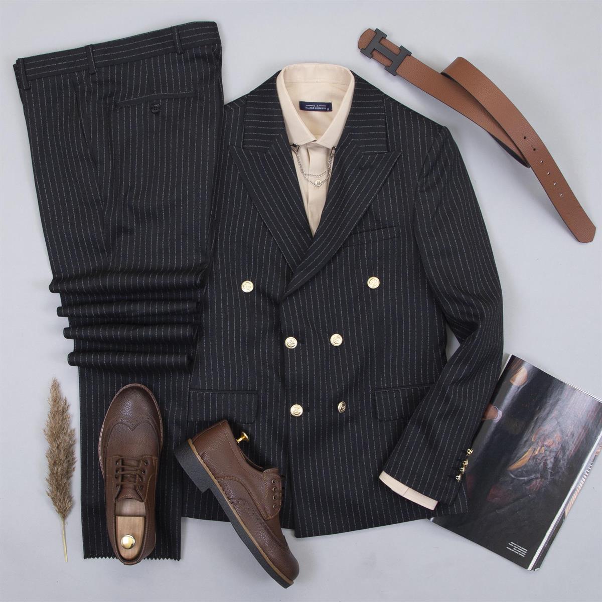 Çizgili Siyah Kruvaze Takım Elbise Kombini