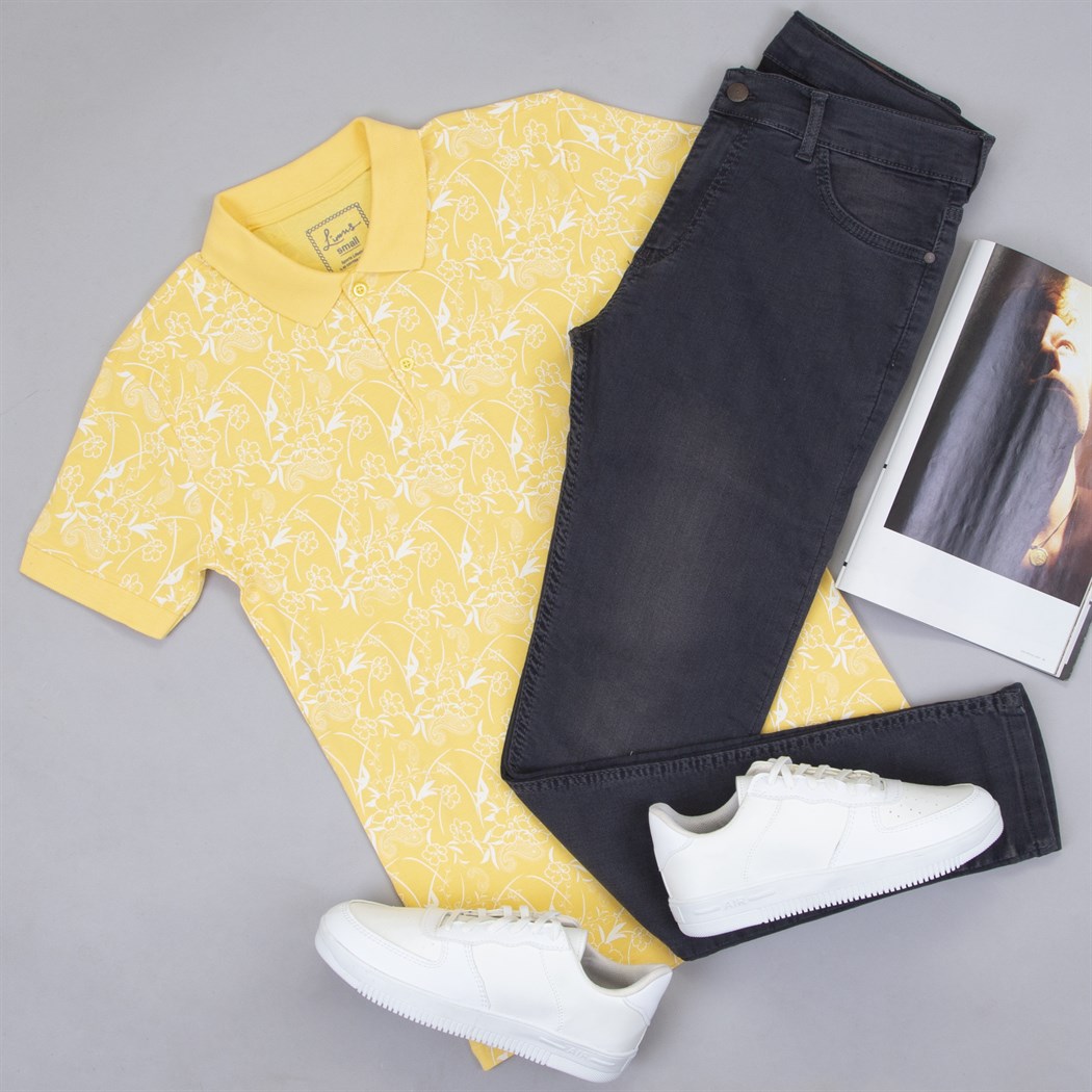Desenli Sarı Polo Yaka Tişört Pantolon Ayakkabı Kombin