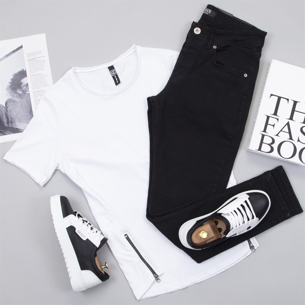 Fermuar Detaylı Tişört Pantolon Ayakkabı Kombin