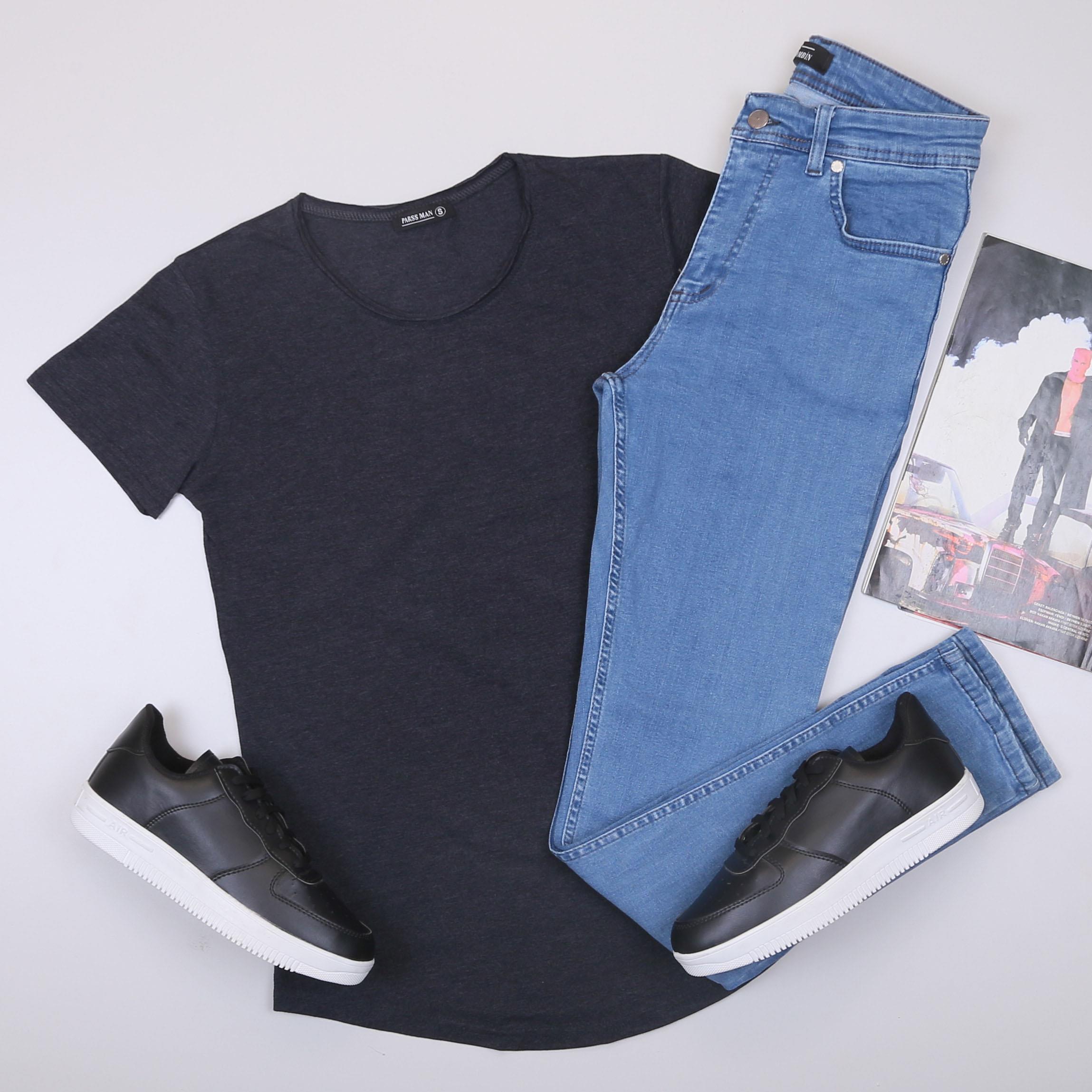 Füme Basic Tişört Pantolon Ayakkabı Kombin