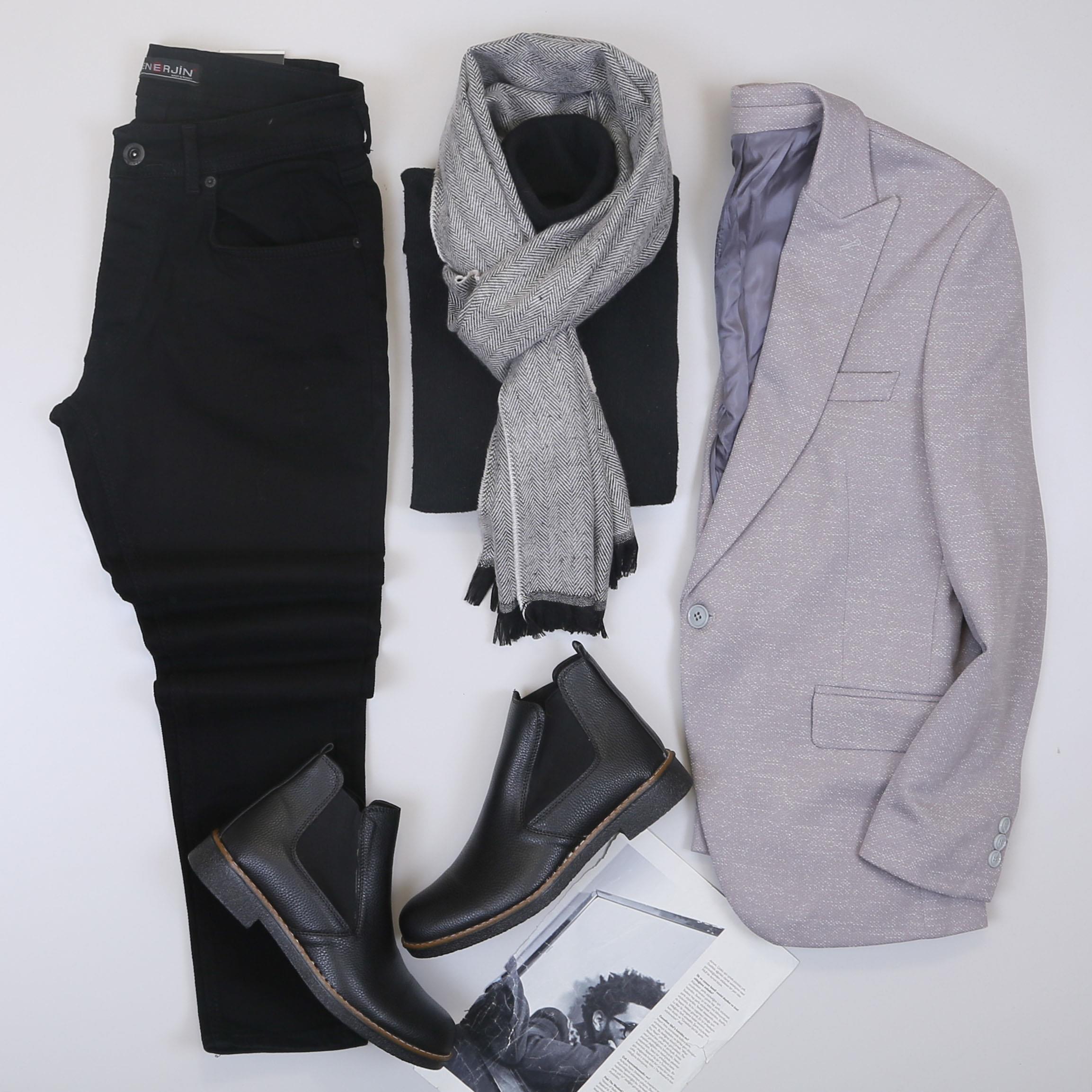 Gri Kırçıllı Blazer Ceket Boğazlı Body Pantolon Atkı Bot Kombin