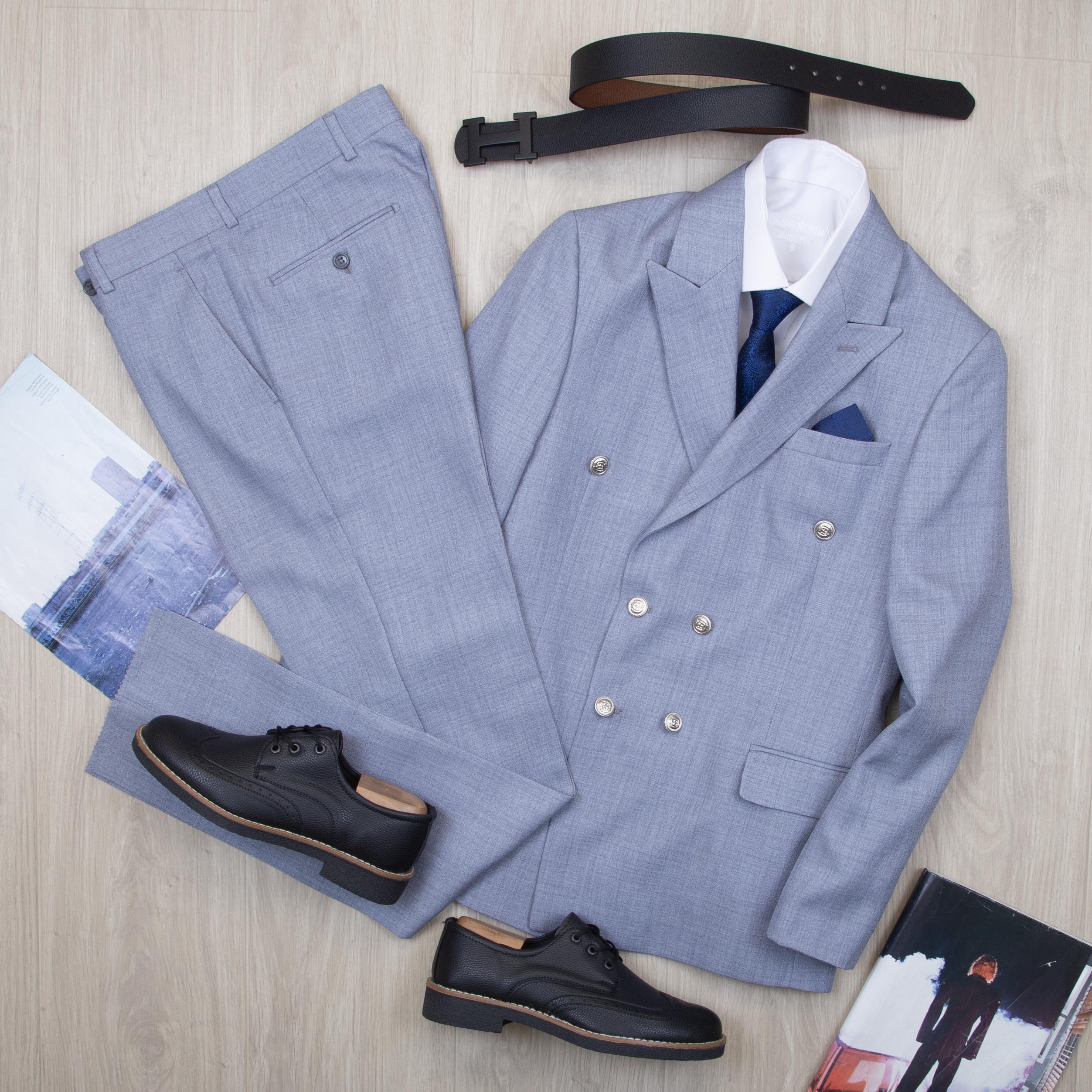 Gri Kruvaze Takım Elbise Kombini