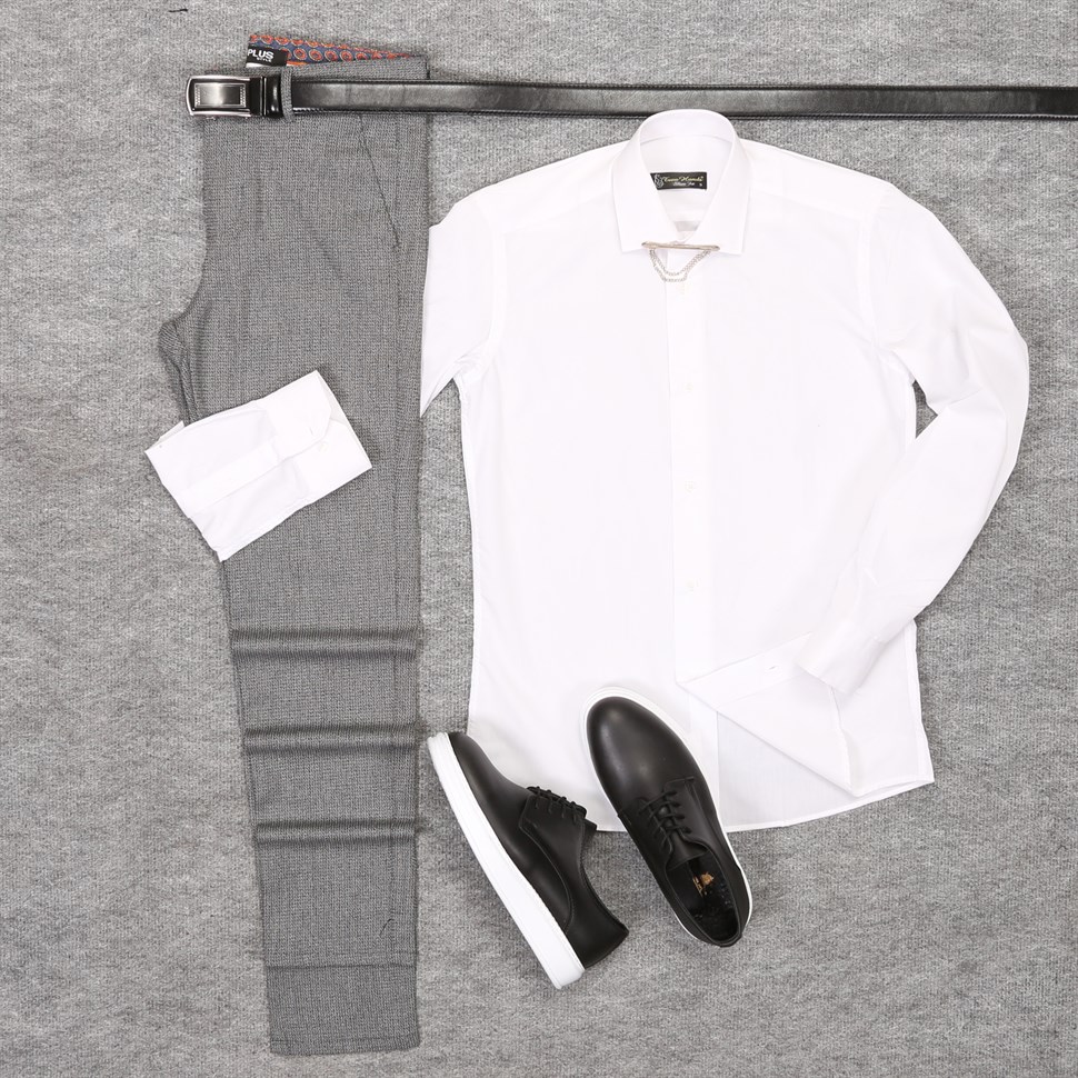 gri kumaş pantolon beyaz gömlek