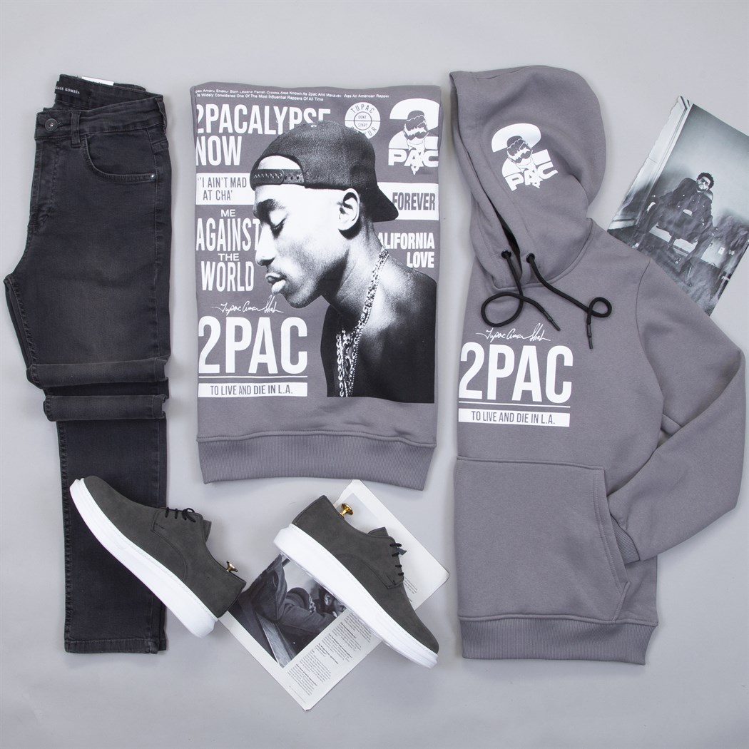 Gri Ön Ve Arka Baskılı Kapşonlu Sweat Pantolon Ayakkabı Kombin