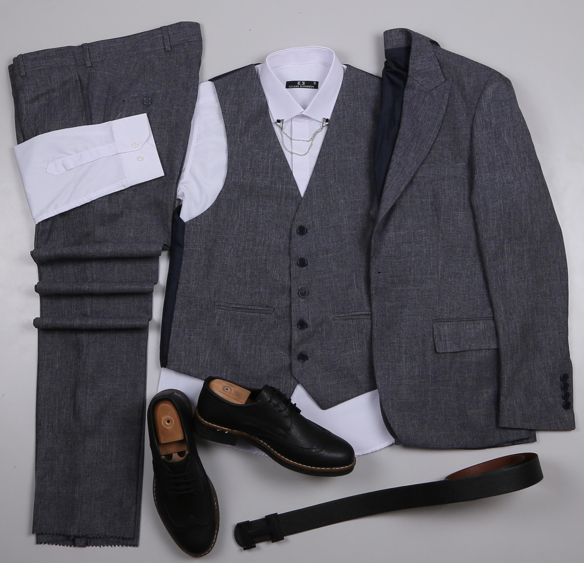 Gri Takım Elbise Kombini