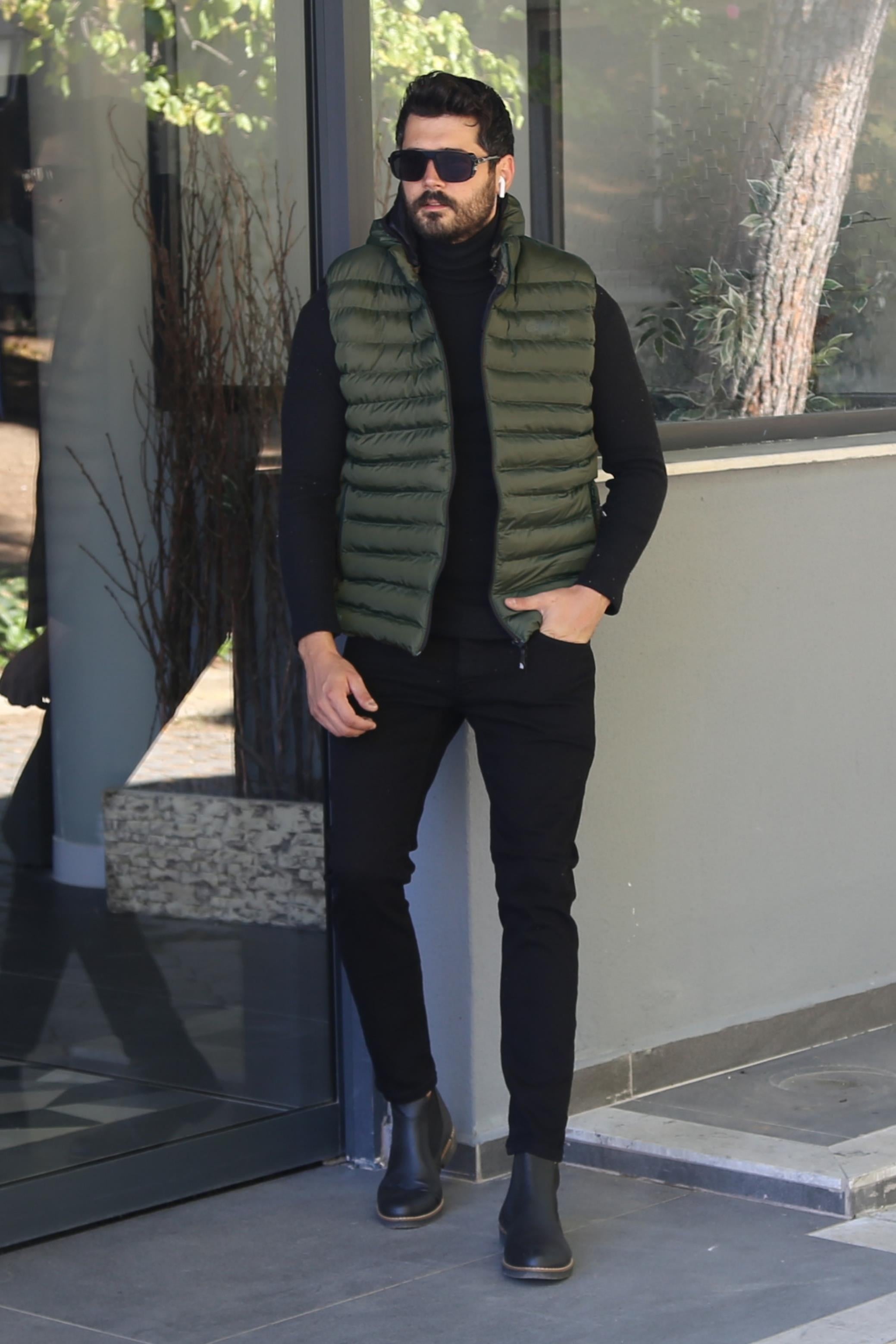 Haki Şişme Yelek Kombini