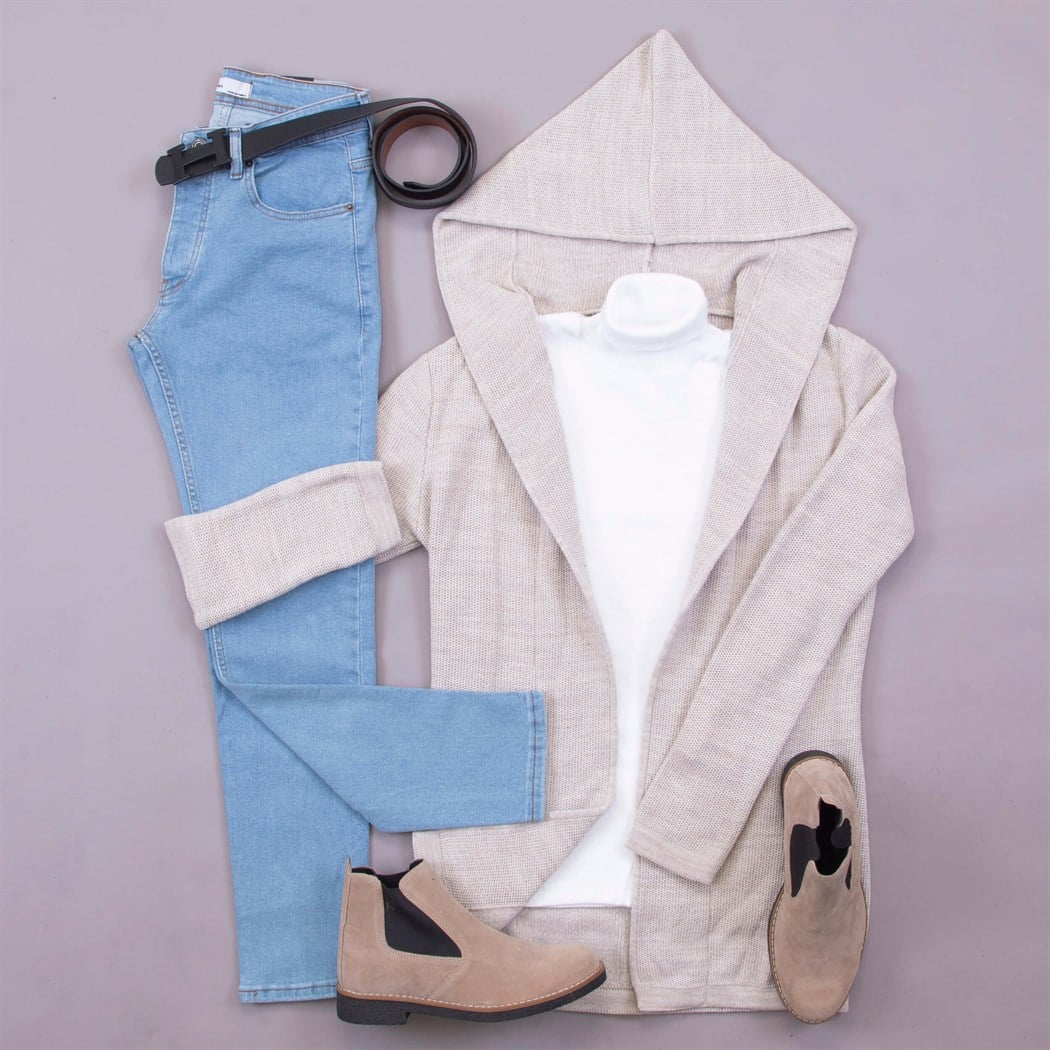 kazak pantolon krem hırka ayakkabı kombini