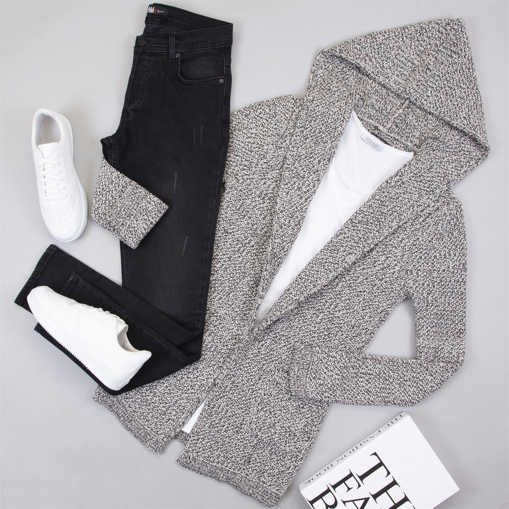 Kırçıllı Hırka Tişört Pantolon Ayakkabı Kombin