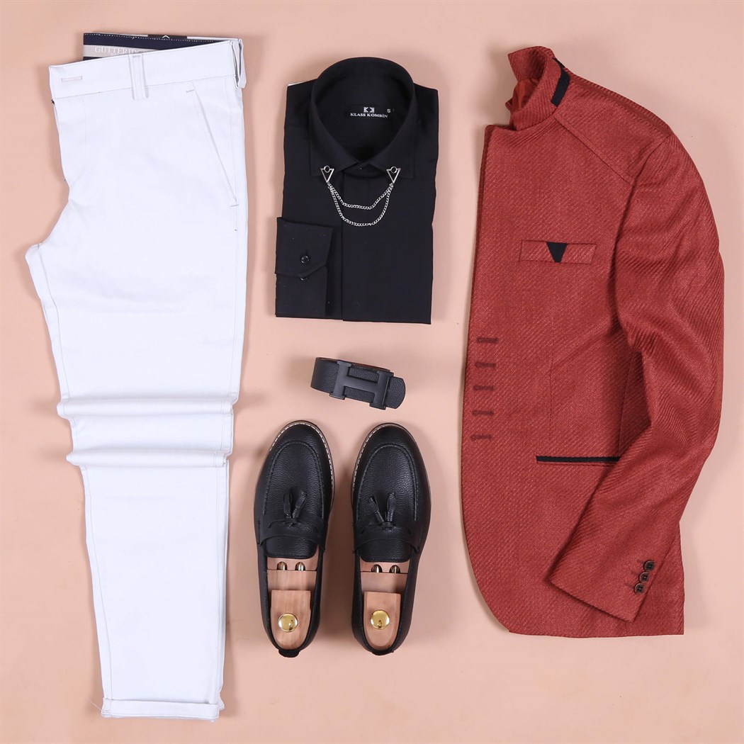 Kramit Renk Dik Yaka Takım Elbise