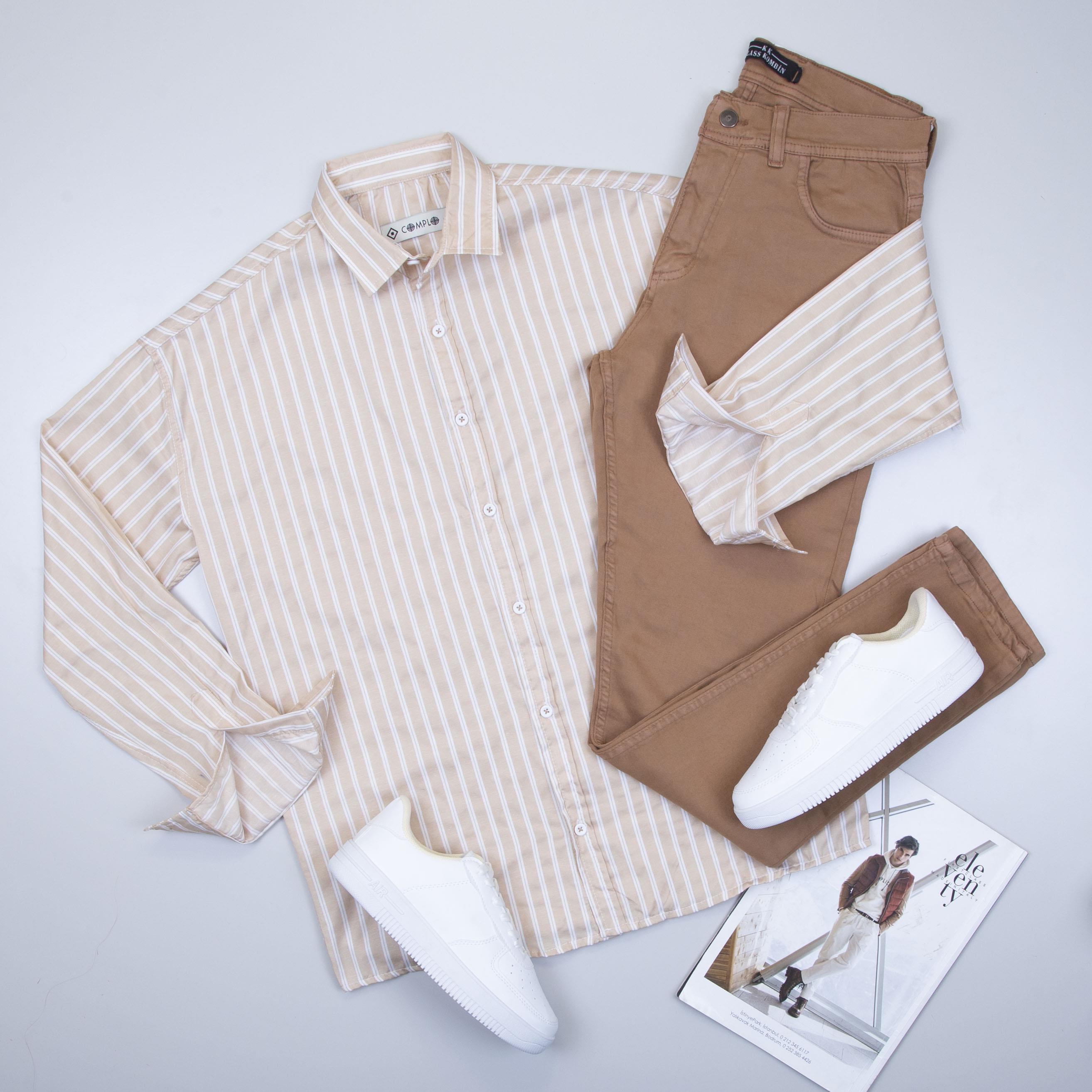 Oversize Bej Çizgili Gömlek Pantolon Ayakkabı Kombin