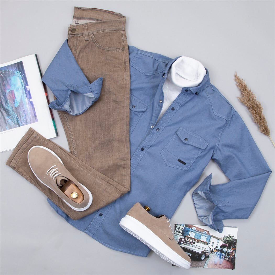 Pamuklu Mavi Kot Gömlek Boğazlı Kazak Pantolon Ayakkabı Kombin