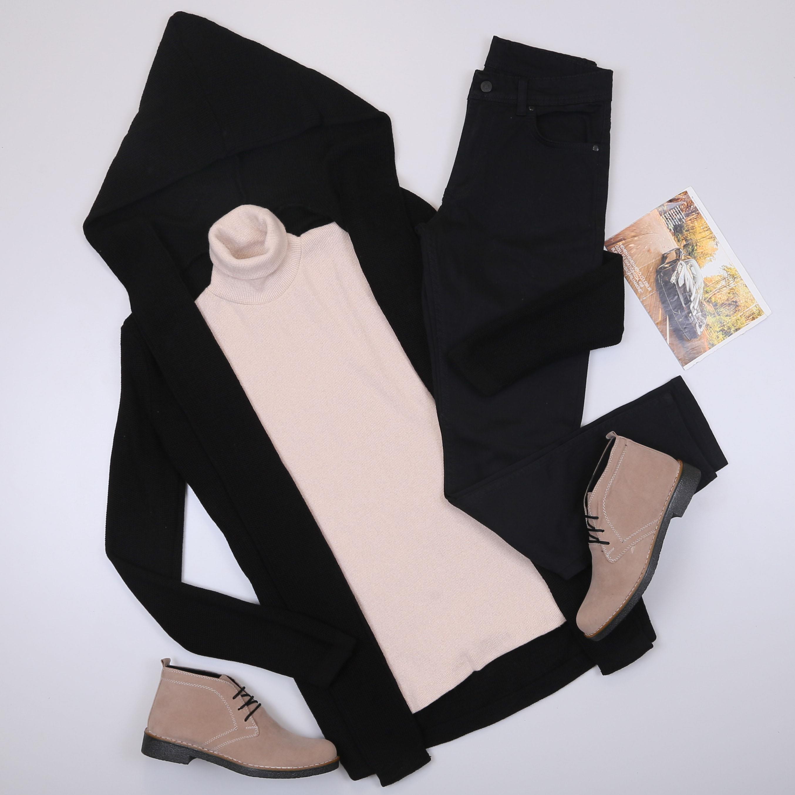 Siyah Kapşonlu Hırka Boğazlı Body Pantolon Bot Kombin