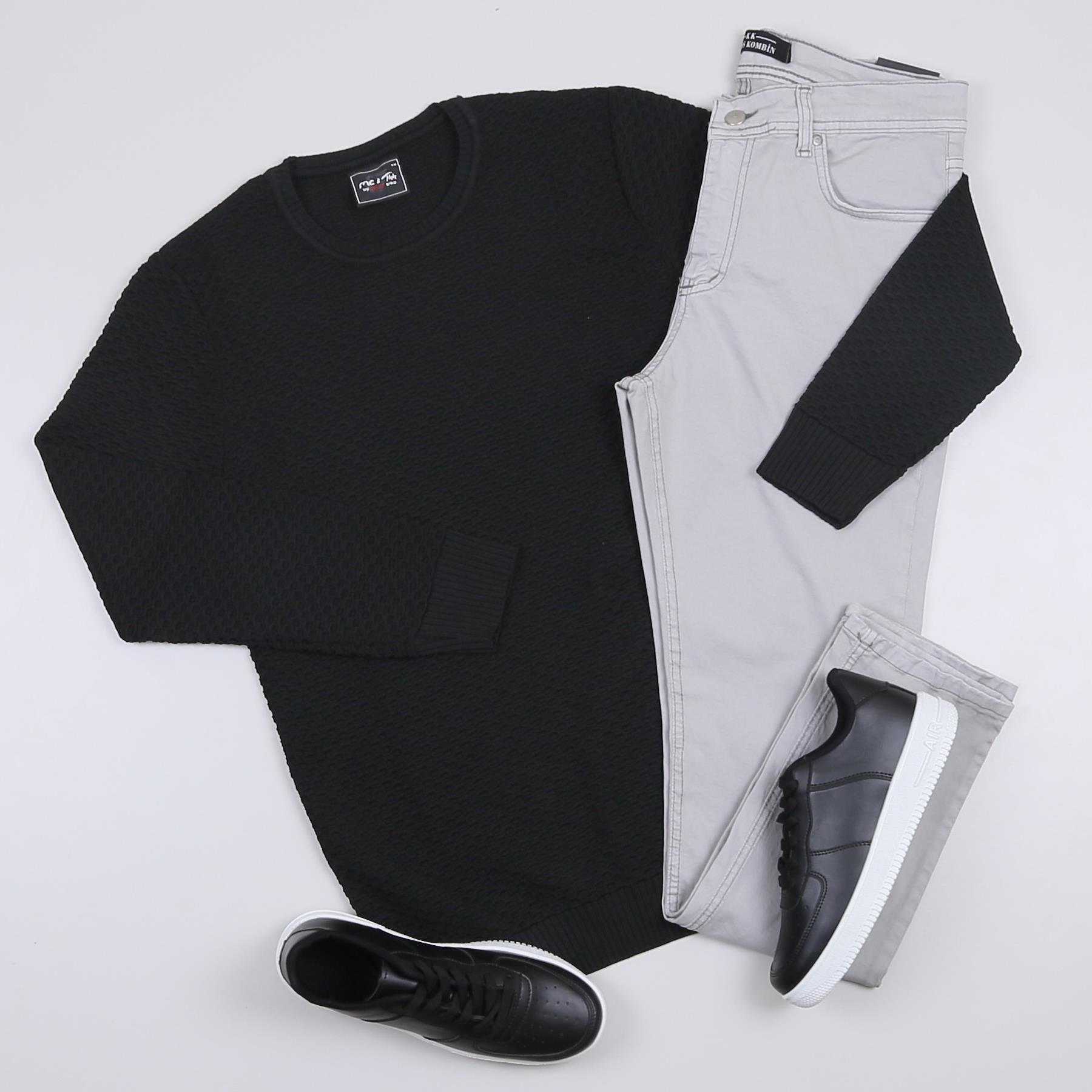 Siyah Kazak Gri Kot Pantolon Ayakkabı Kombini