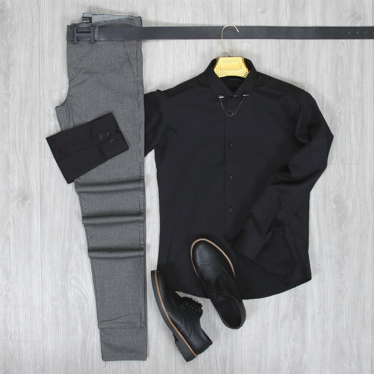 Siyah Kumaş Pant. Gömlek Ayakkabı Kombini