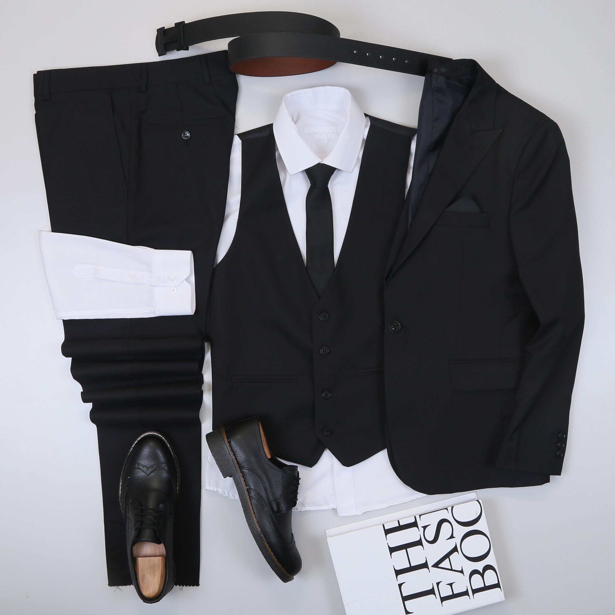 Siyah Takım Elbise Kombini