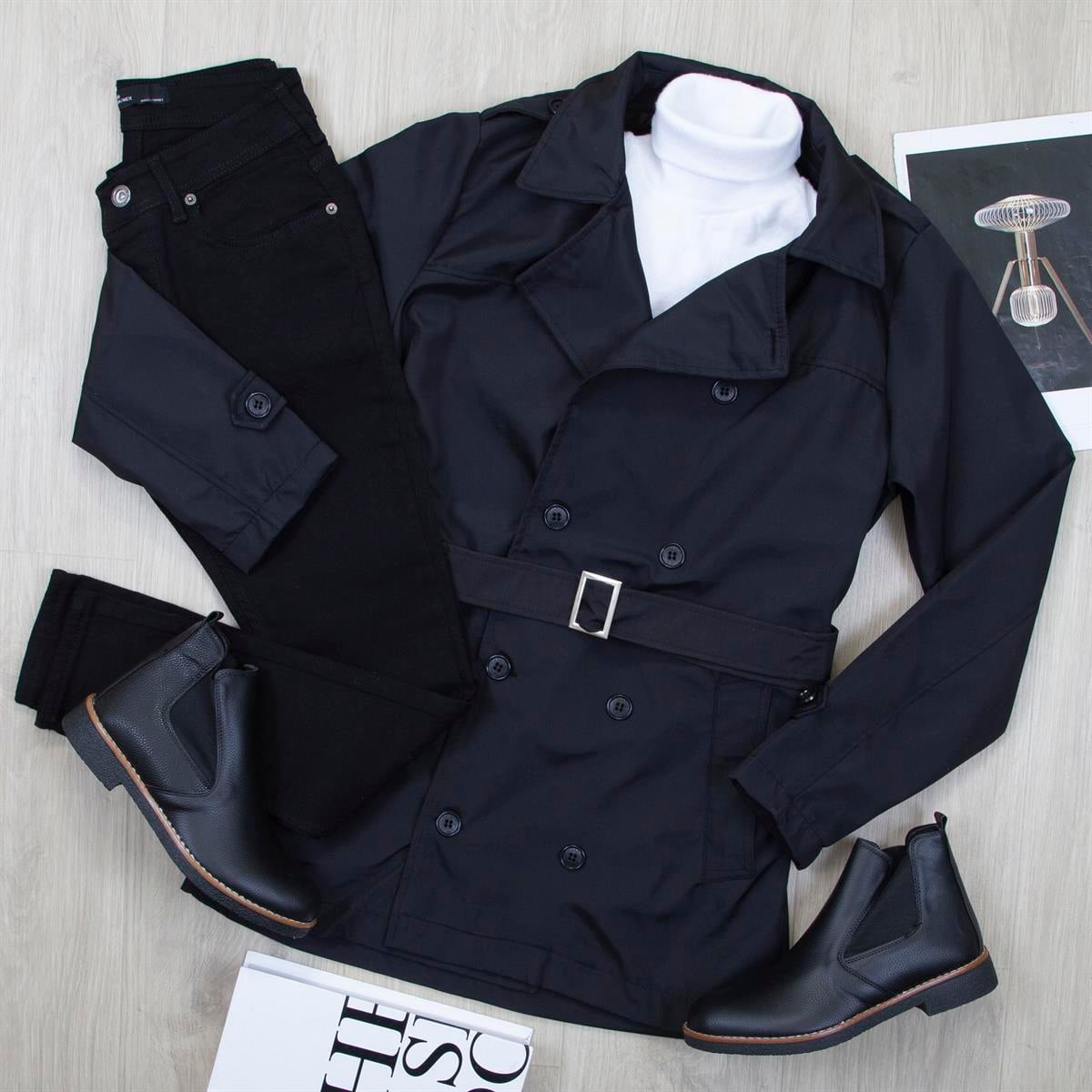 Siyah Trençkot Boğazlı Body Pantolon Bot Kombin