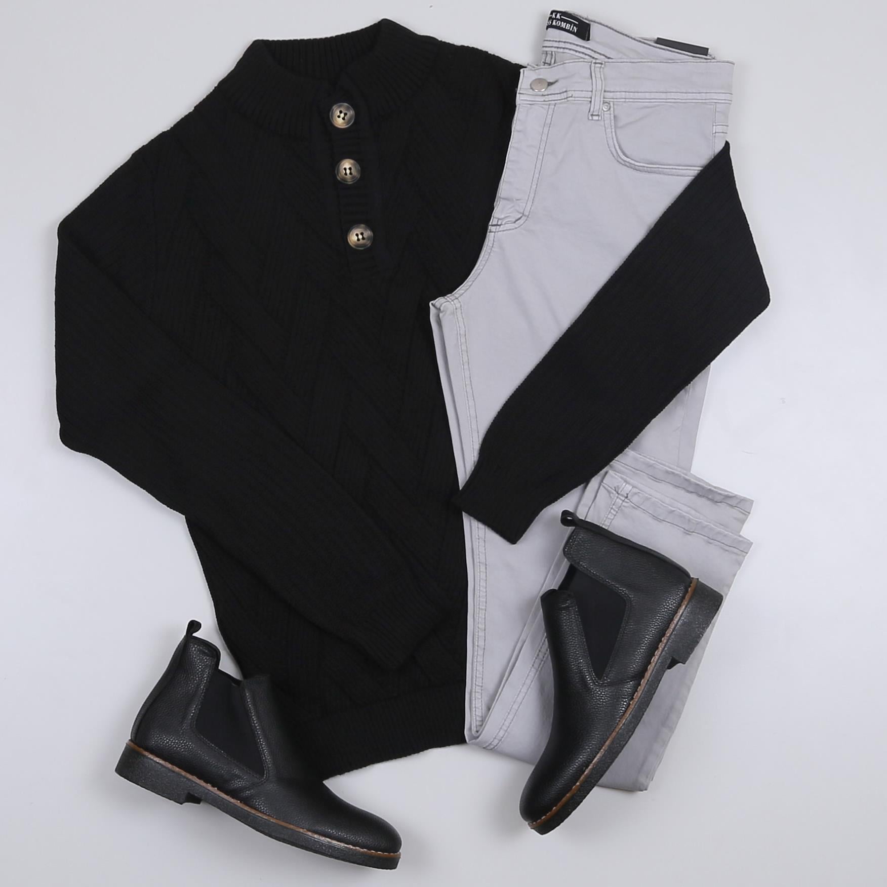 Siyah Triko Kazak Kot Pantolon Bot Kombini