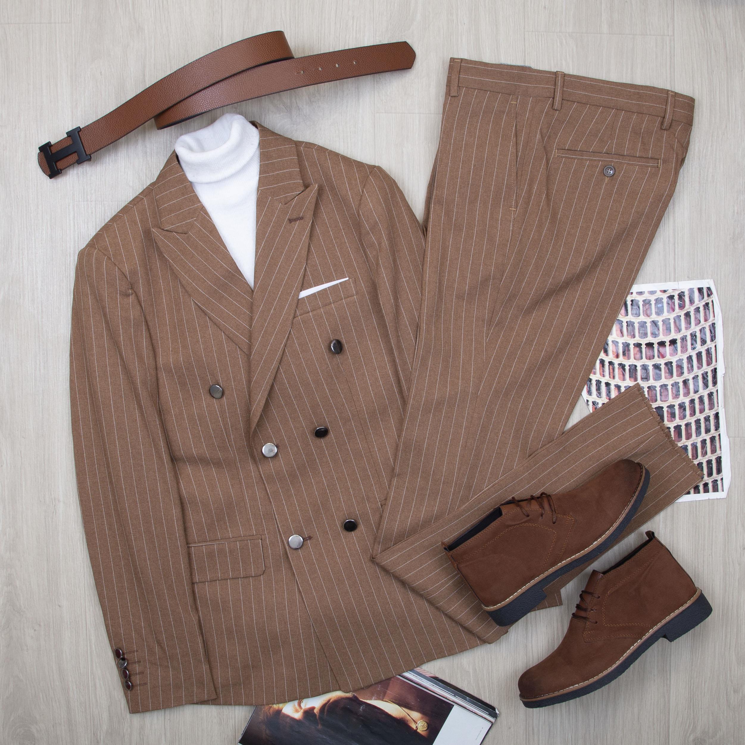 Taba Çizgili Kruvaze Takım Elbise Kombini