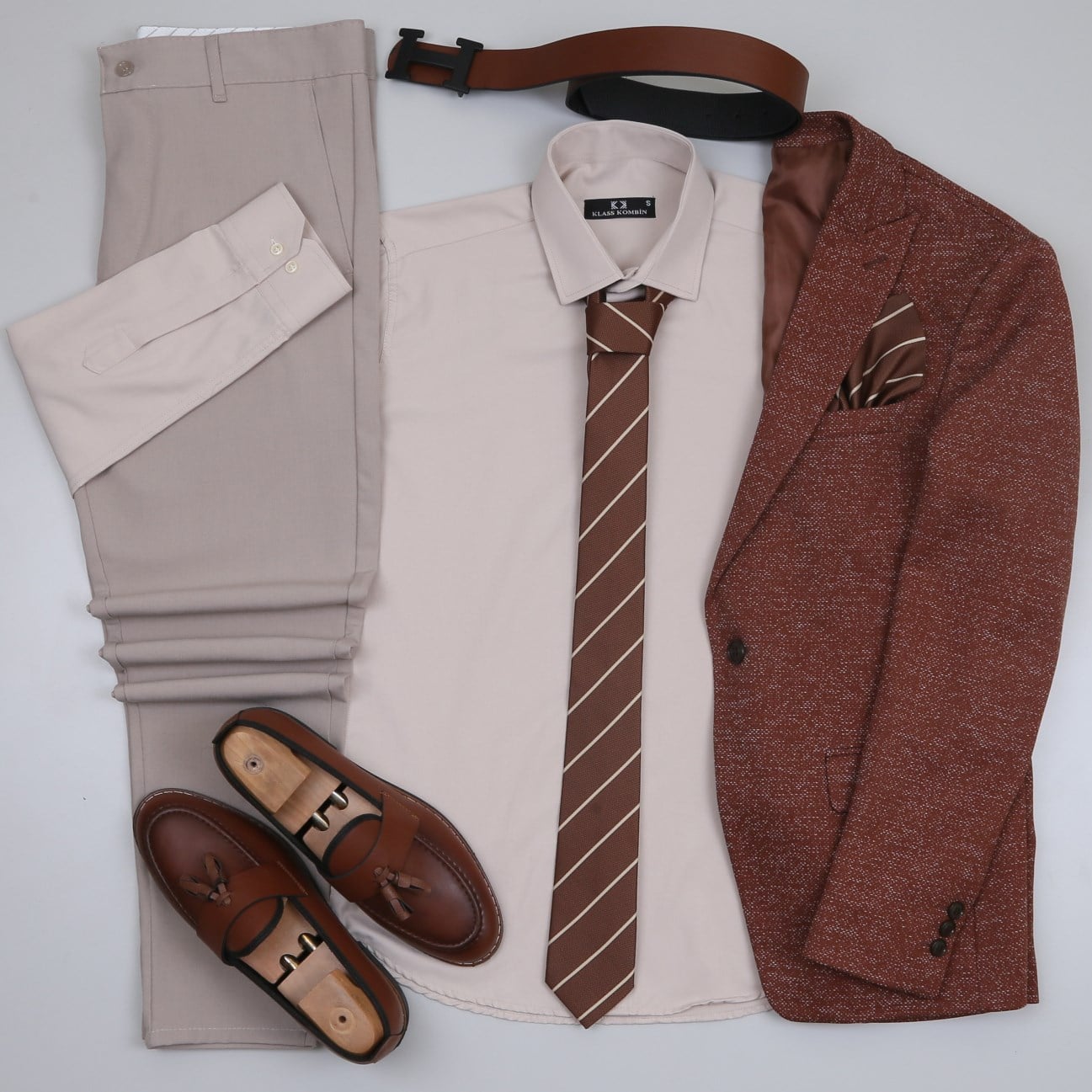 taba Kırçıllı  Blazer Ceket Beh Gömlek Bej Pantolon Ayakkabı Kombin