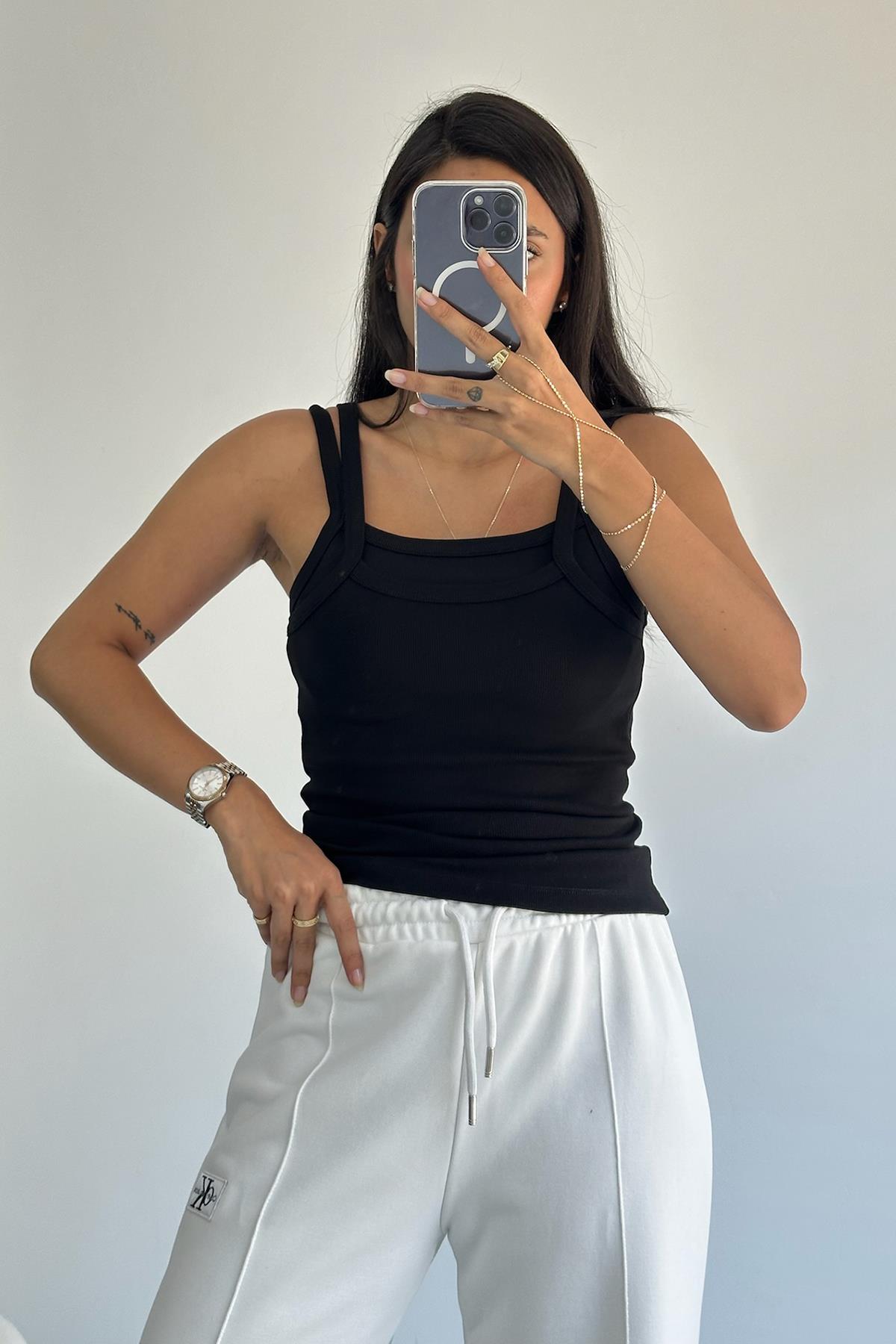 Çift Askılı Siyah Atlet