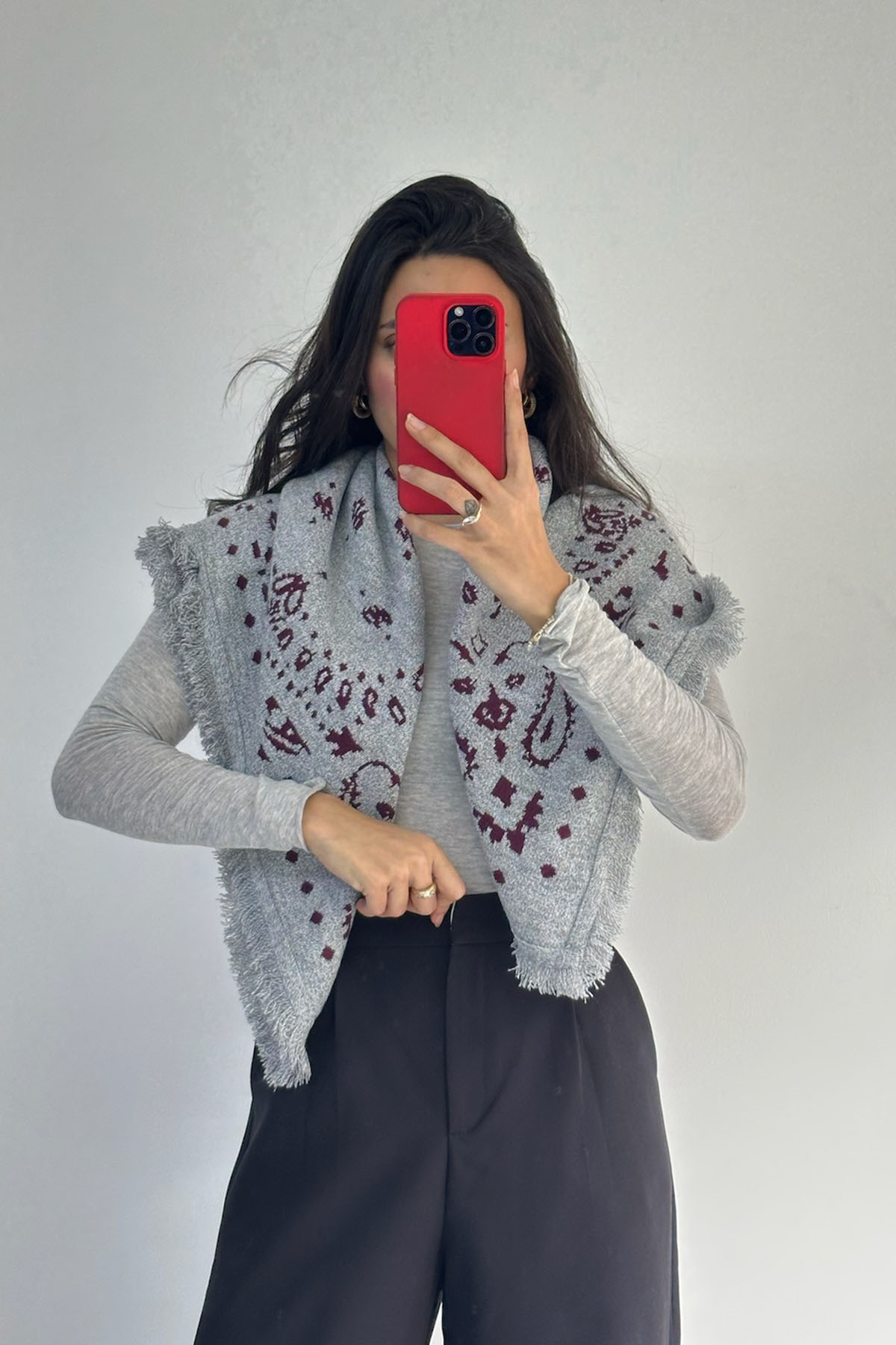 Gri-Bordo Etnik Desenli Şal