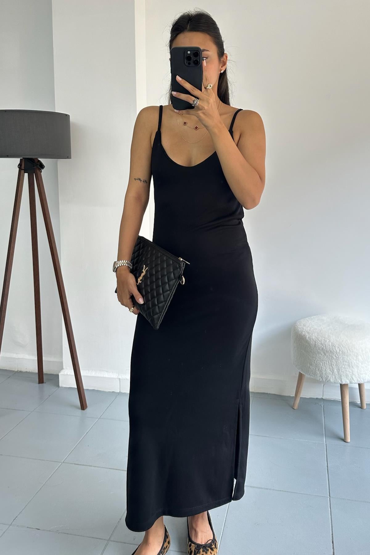 Modal Basic Siyah Yırtmaçlı Elbise