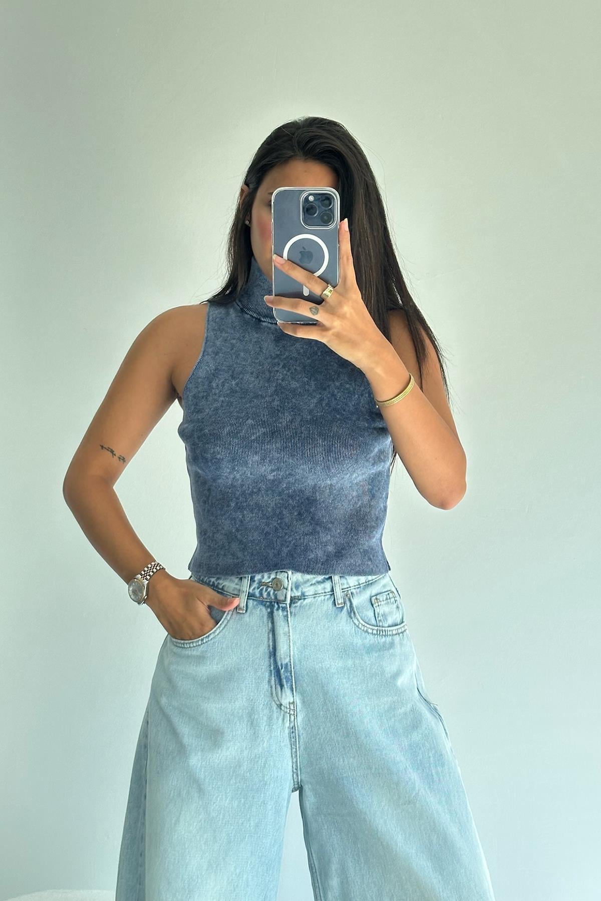 Soluk Efektli Yarım Balıkçı Yaka İndigo Triko Top