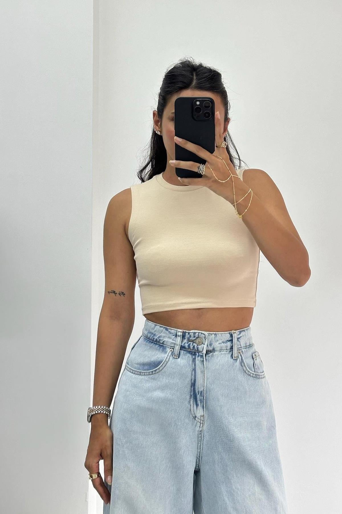 Kolsuz Bej Crop