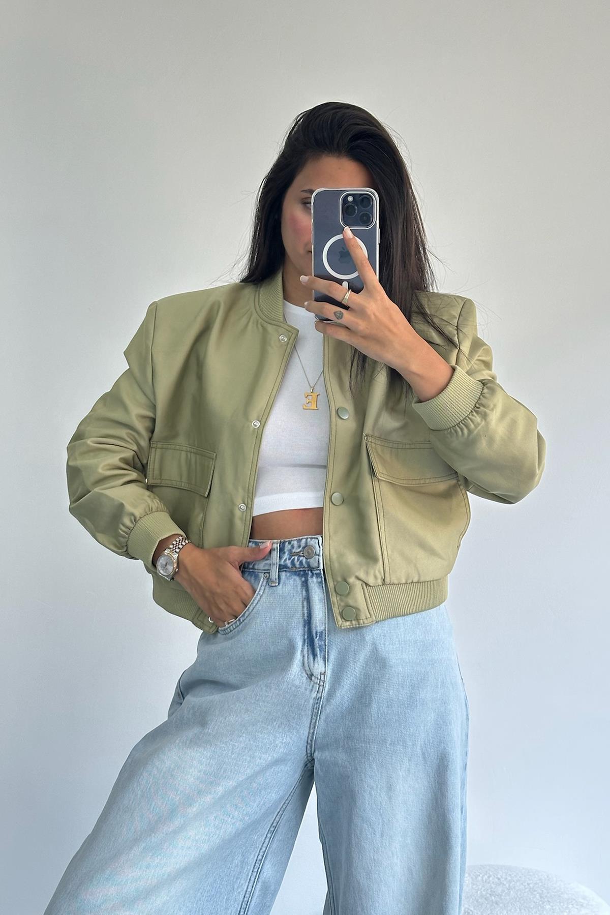 Haki Parlak Kumaş Bomber Ceket