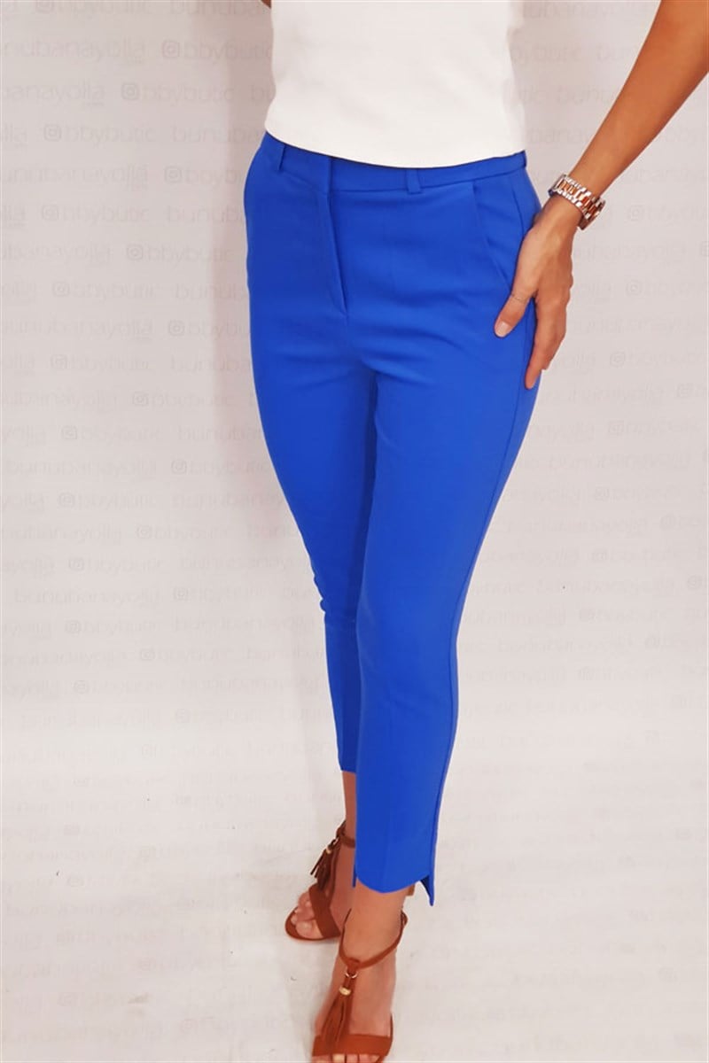 Paça Detaylı Sax Mavisi Havuç Pantalon