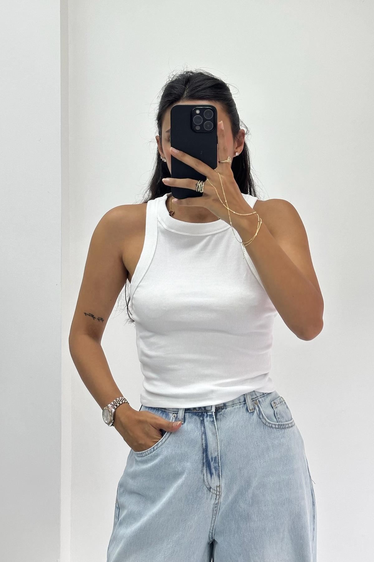 Fitilli Halter Yaka Beyaz Atlet