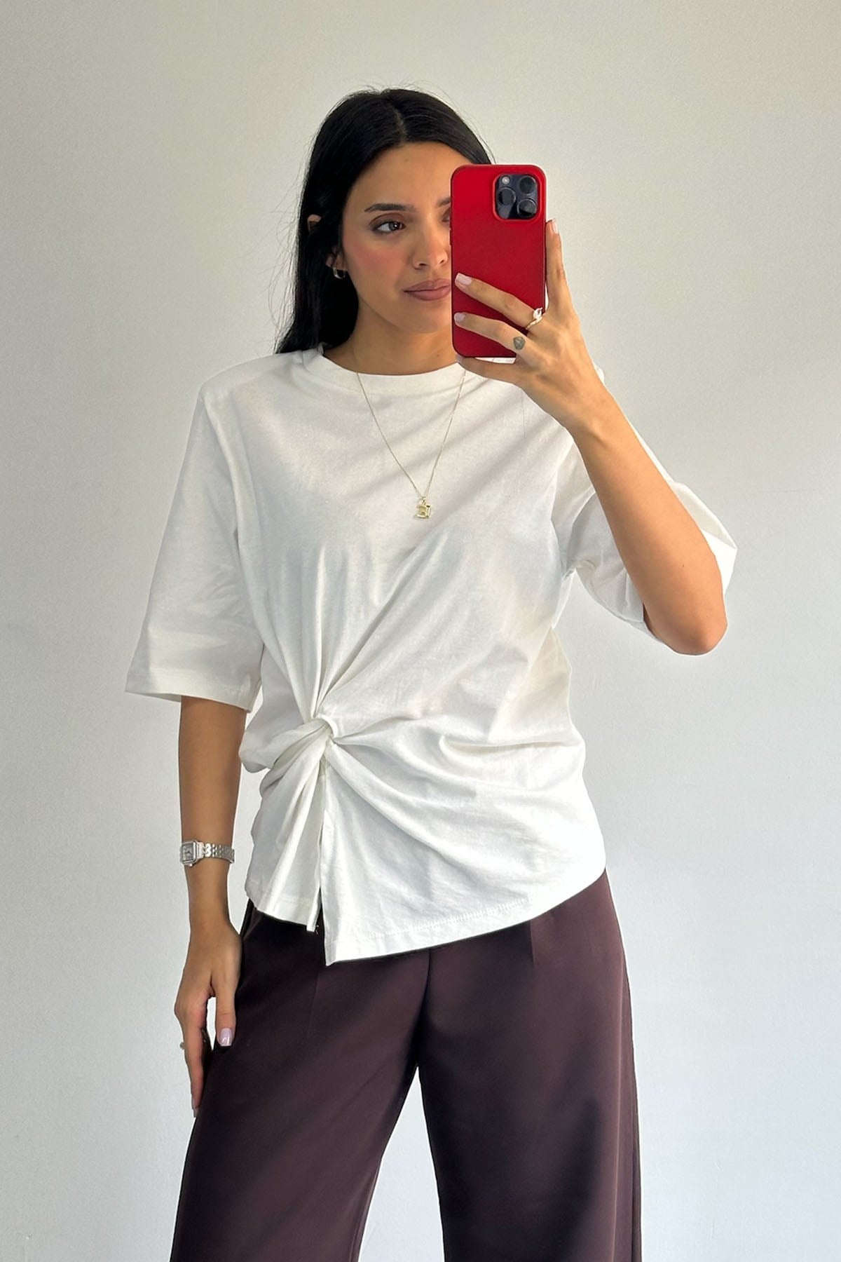 Vatkalı Büzgülü Ekru Tshirt