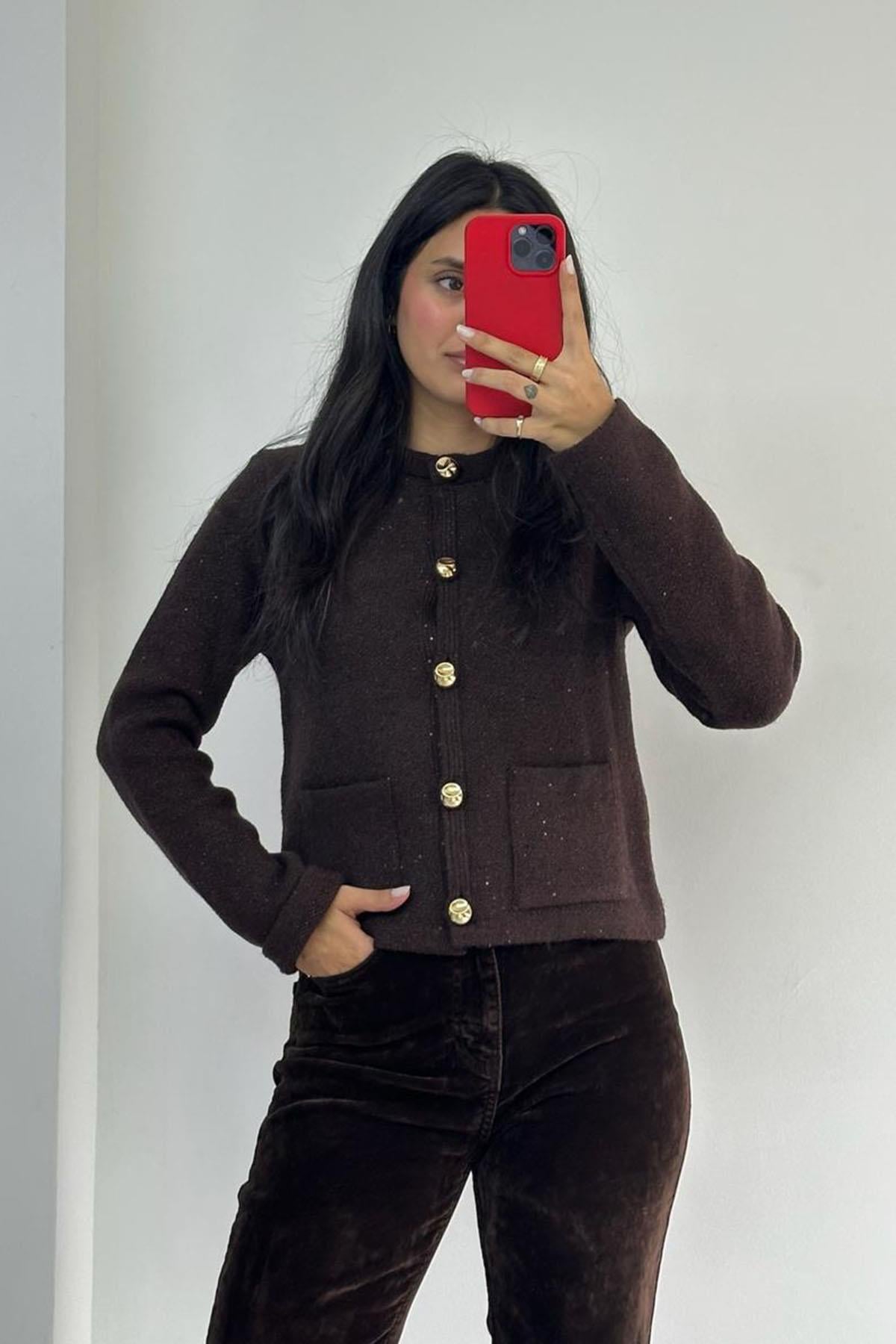 Bisiklet Yaka Pullu Simli Düğmeli Kahve Triko Hırka