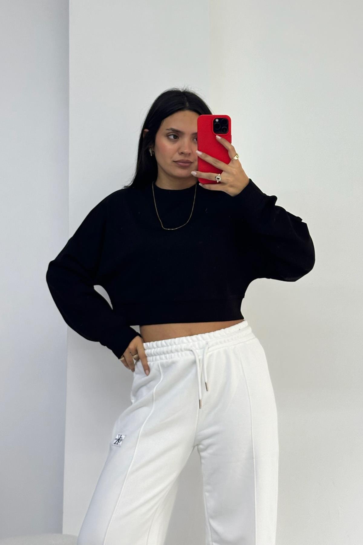 Logolu Crop Model Siyah Sweatshirt