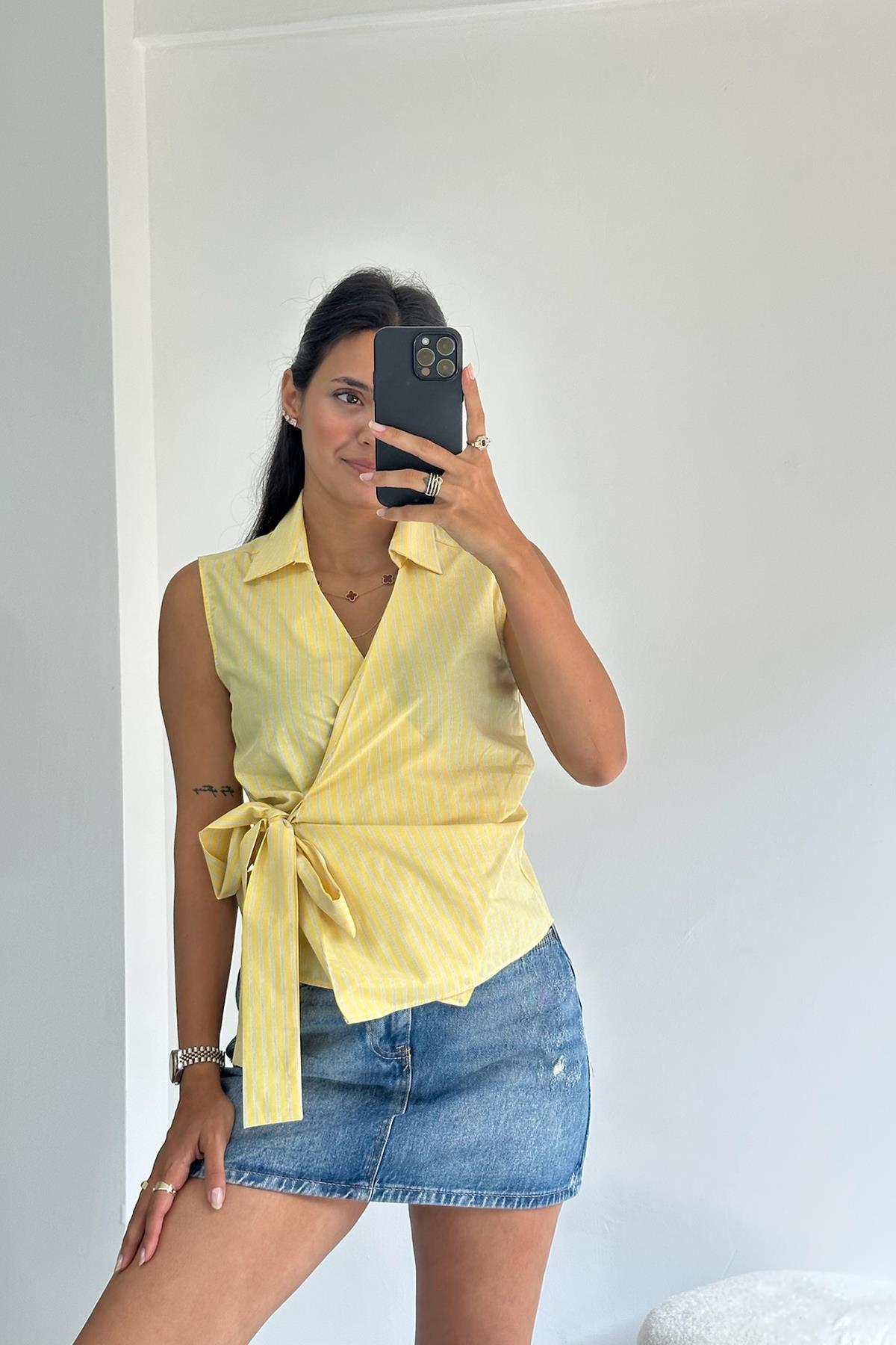 Kolsuz Çizgili Bağlamalı Sarı Gömlek
