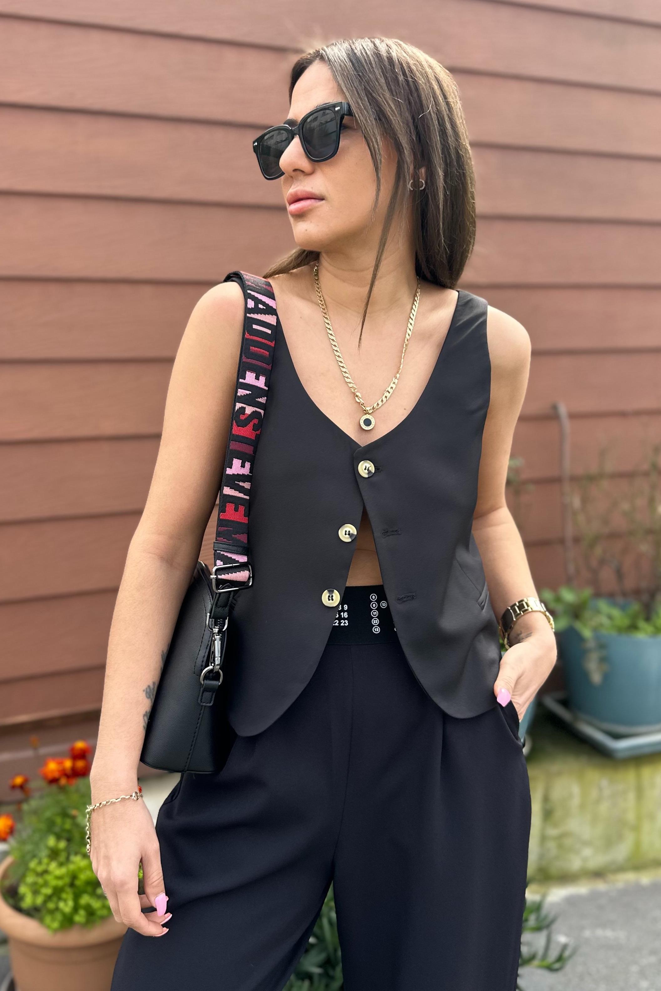 3 Düğmeli Siyah Blazer YelekMONT/CEKET