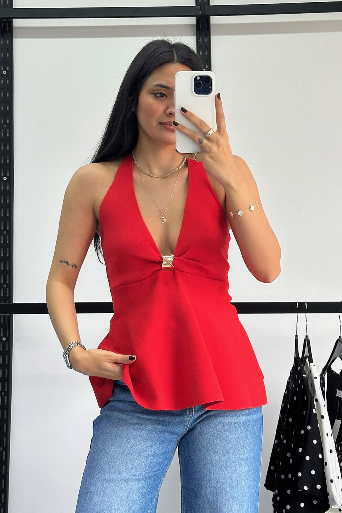 Halter Yaka Metal Detaylı Peplum Kırmızı Triko Bluz 