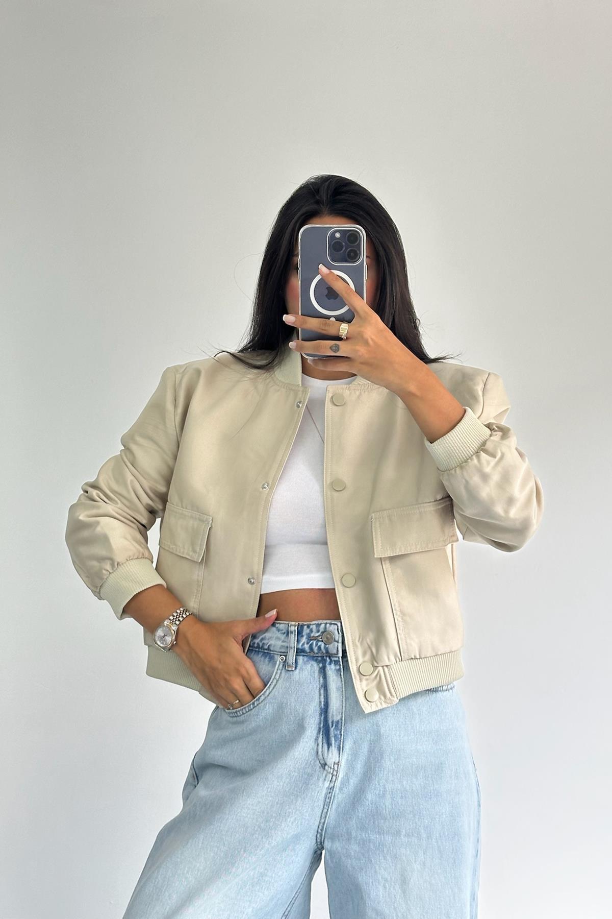 Parlak Bej Bomber Ceket