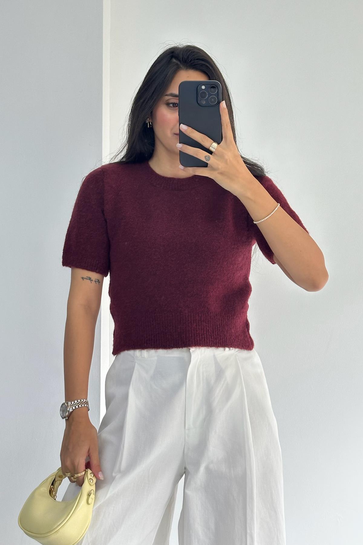 Kısa Kollu Yumuşak Dokulu Bordo Triko Kazak 