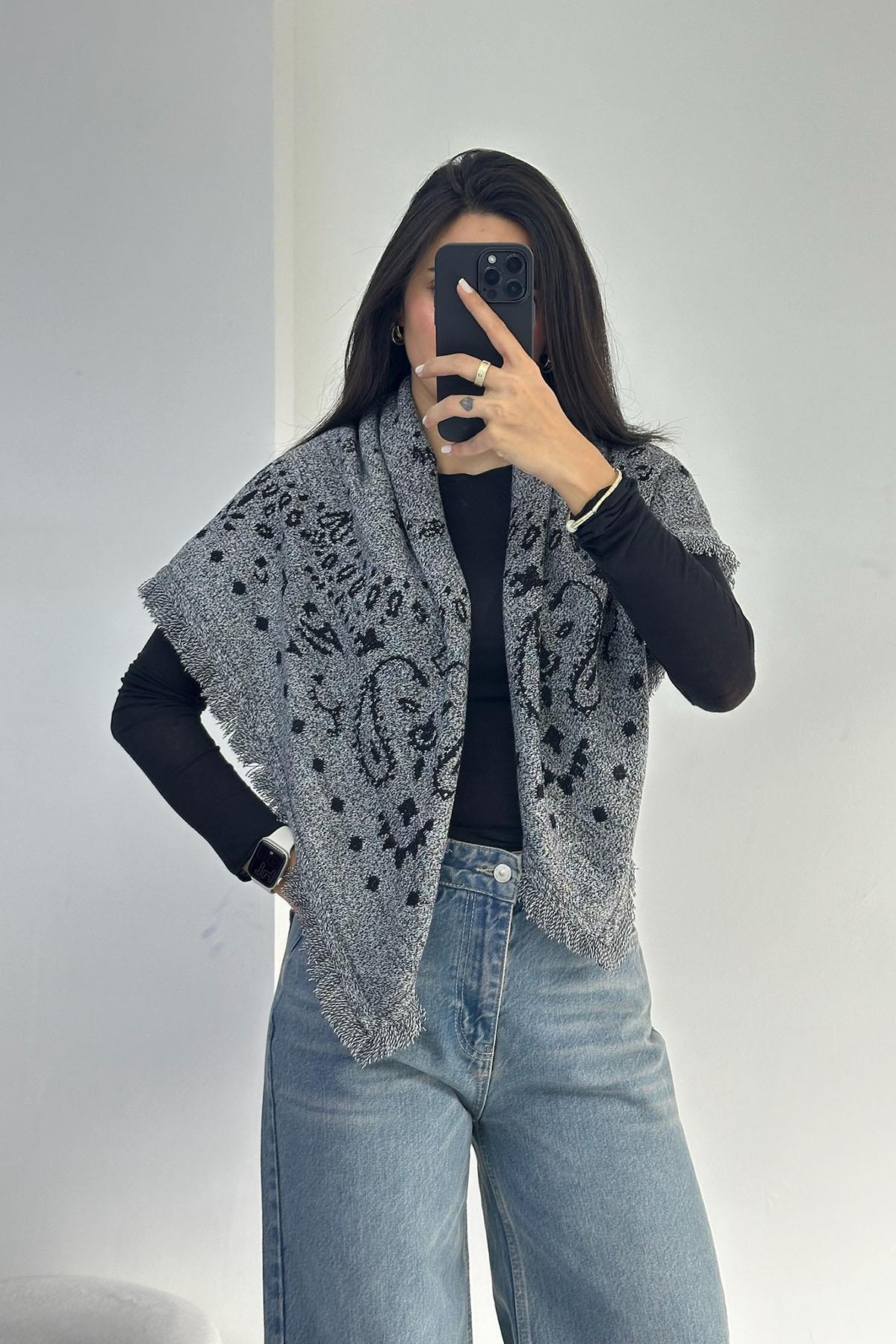 Siyah Etnik Desen Şal