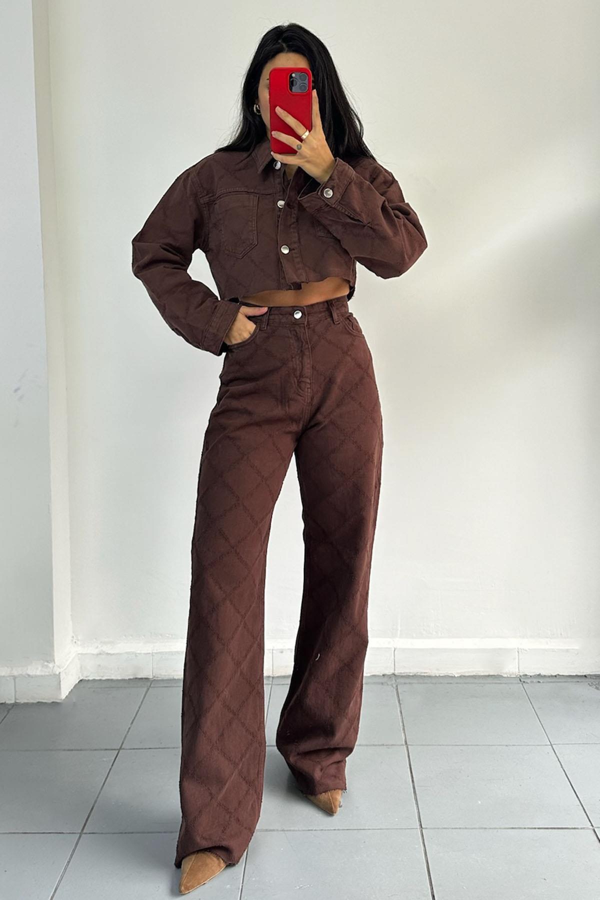 Örgü Detaylı Paçaları Kesik Kahve Pantolon