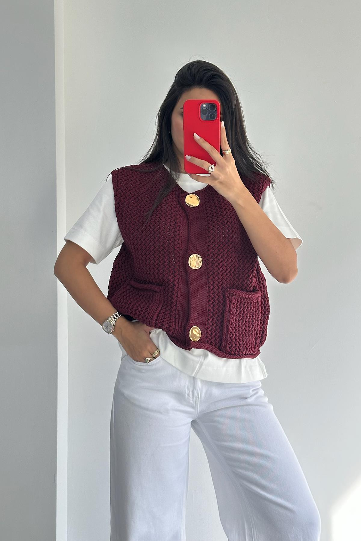 Büyük Gold Düğmeli Bordo Yelek