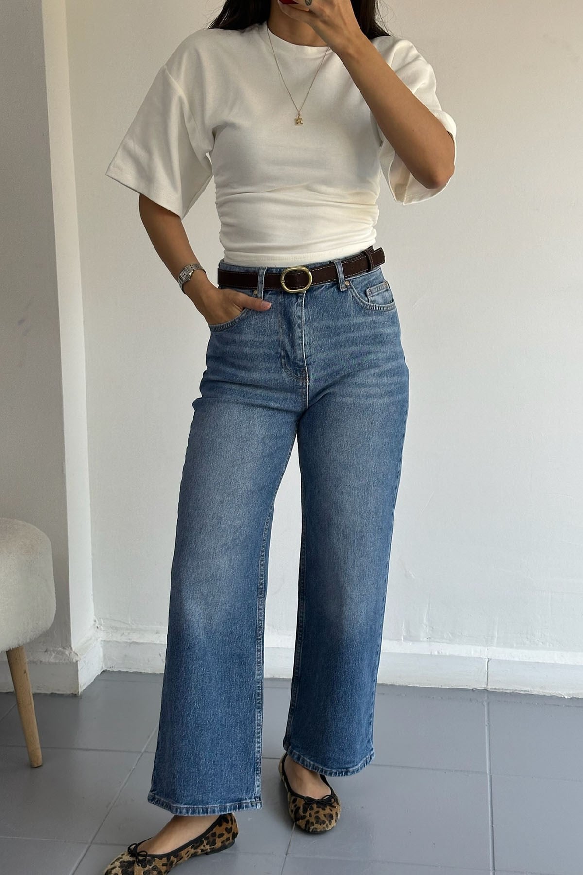 Kemerli Mavi Kısa Jean