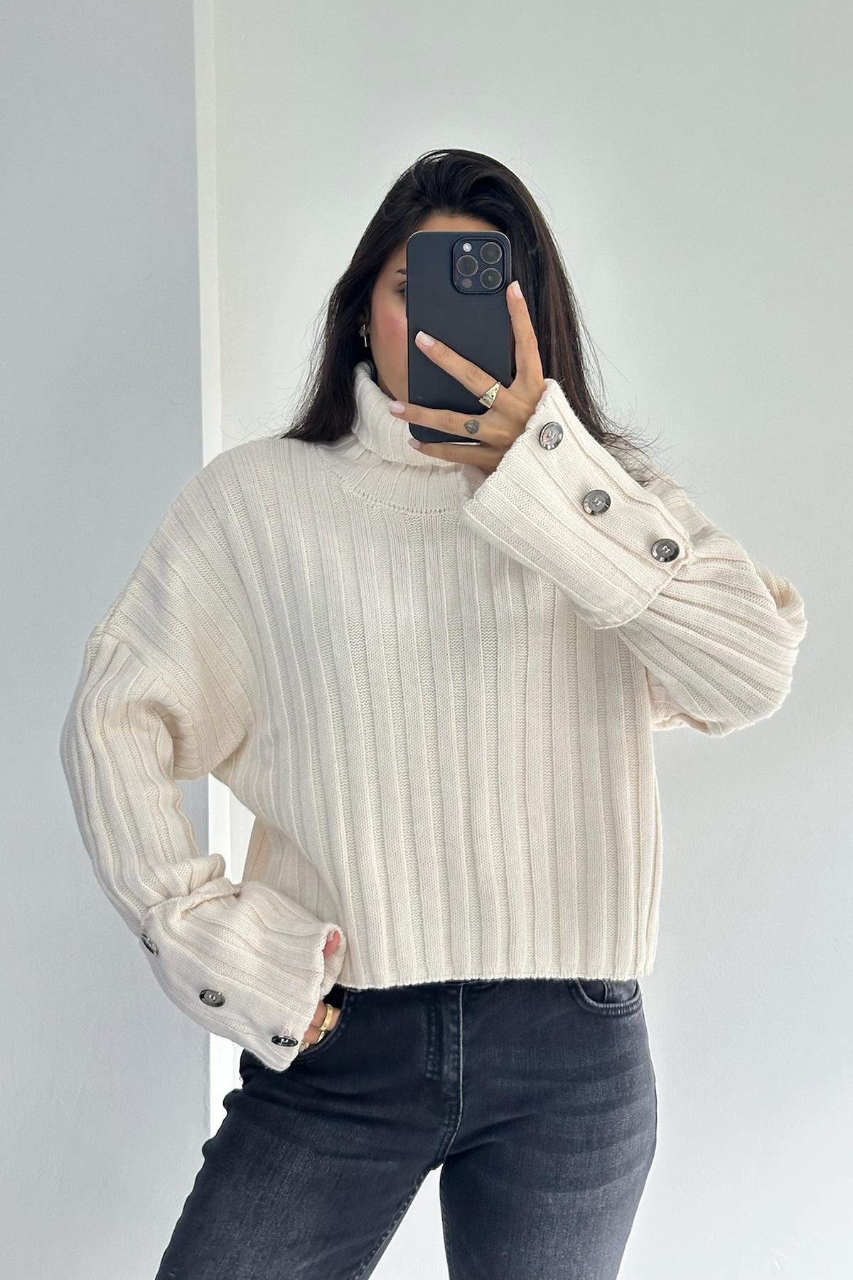 Double Kol Ekru Kazak