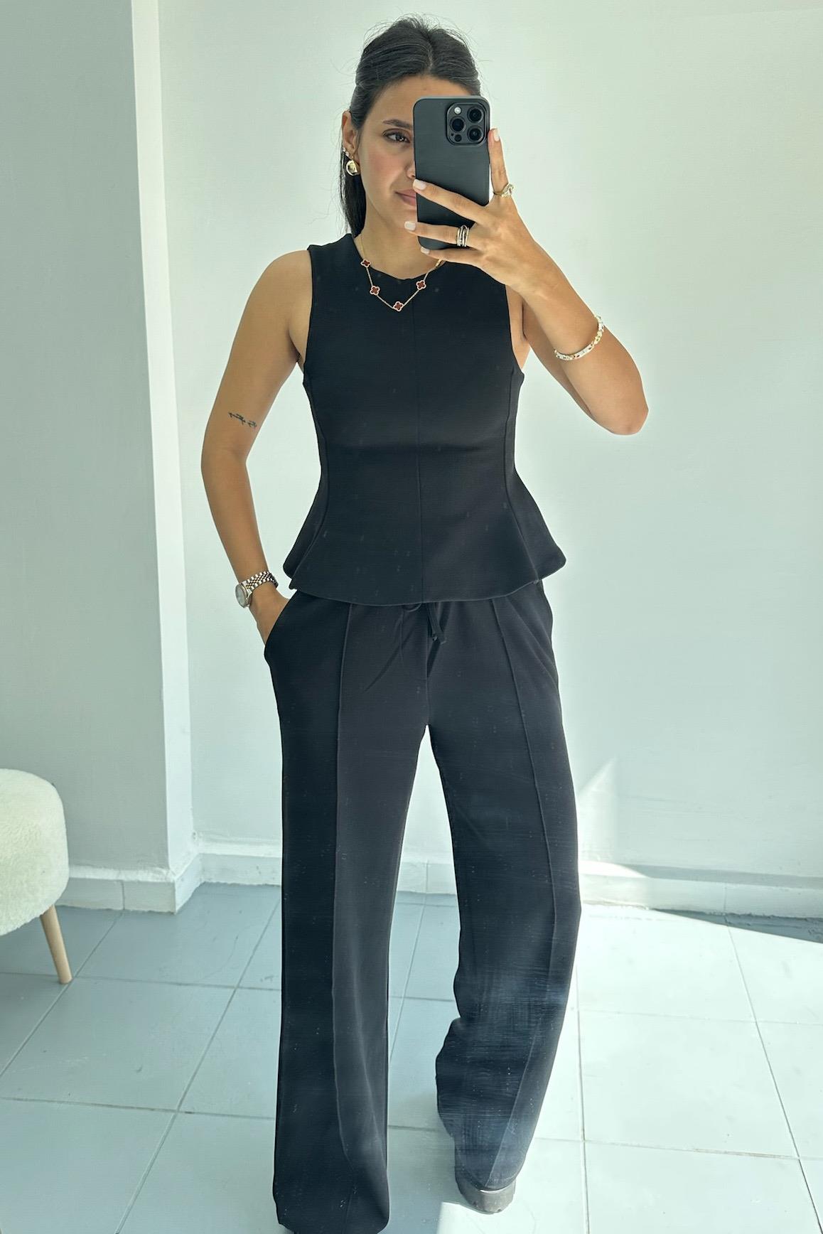 Sırtı V Yaka Örme Siyah Takım