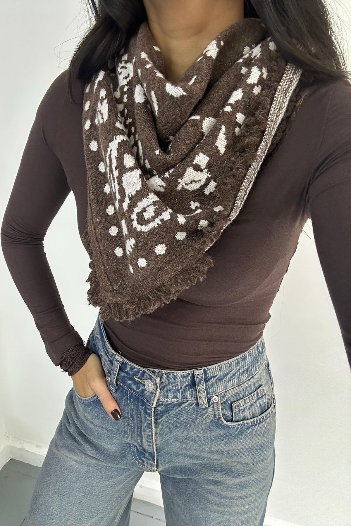 Desenli Kahverengi Mini Şal