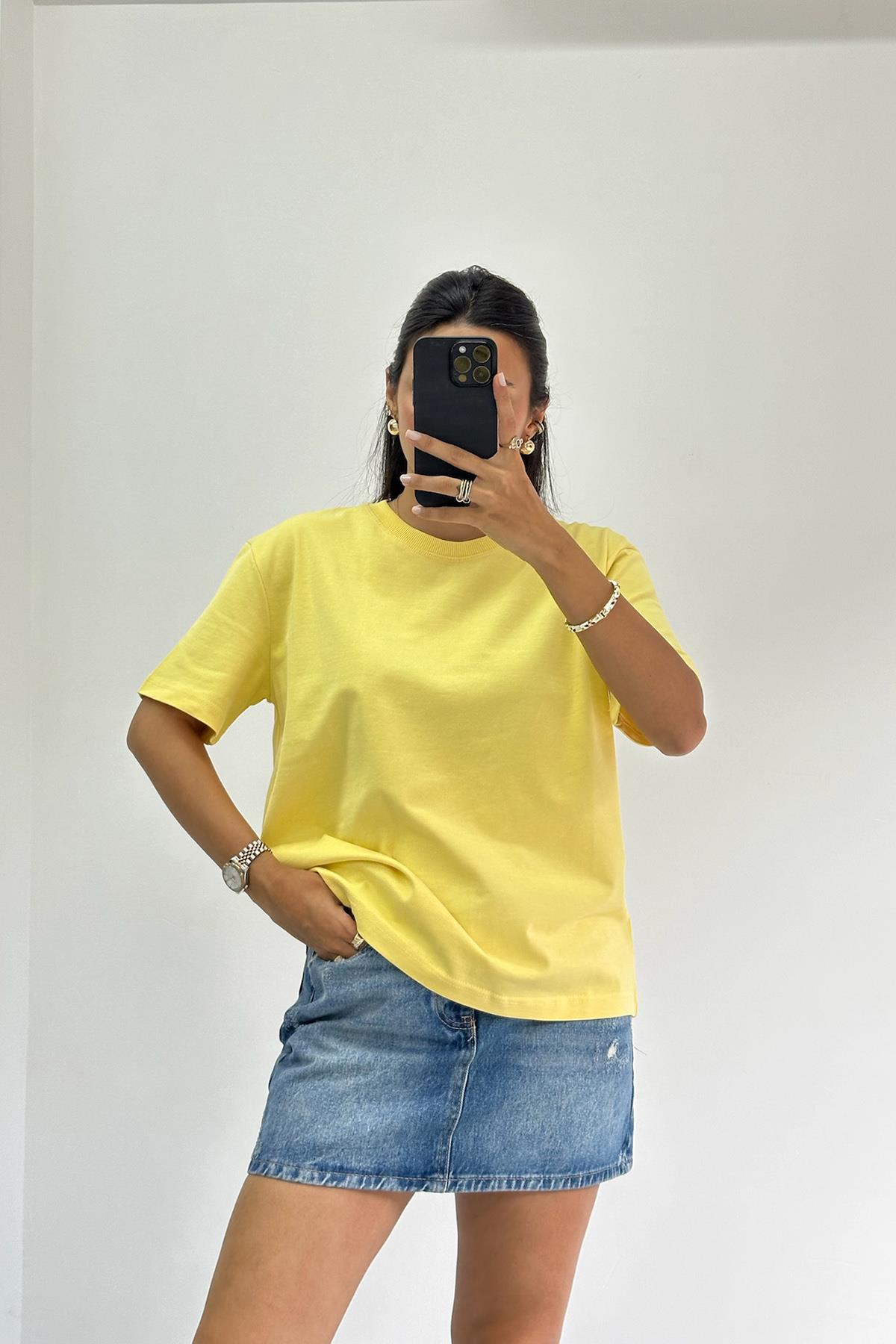 Kalın Yaka Basic Sarı Tshirt