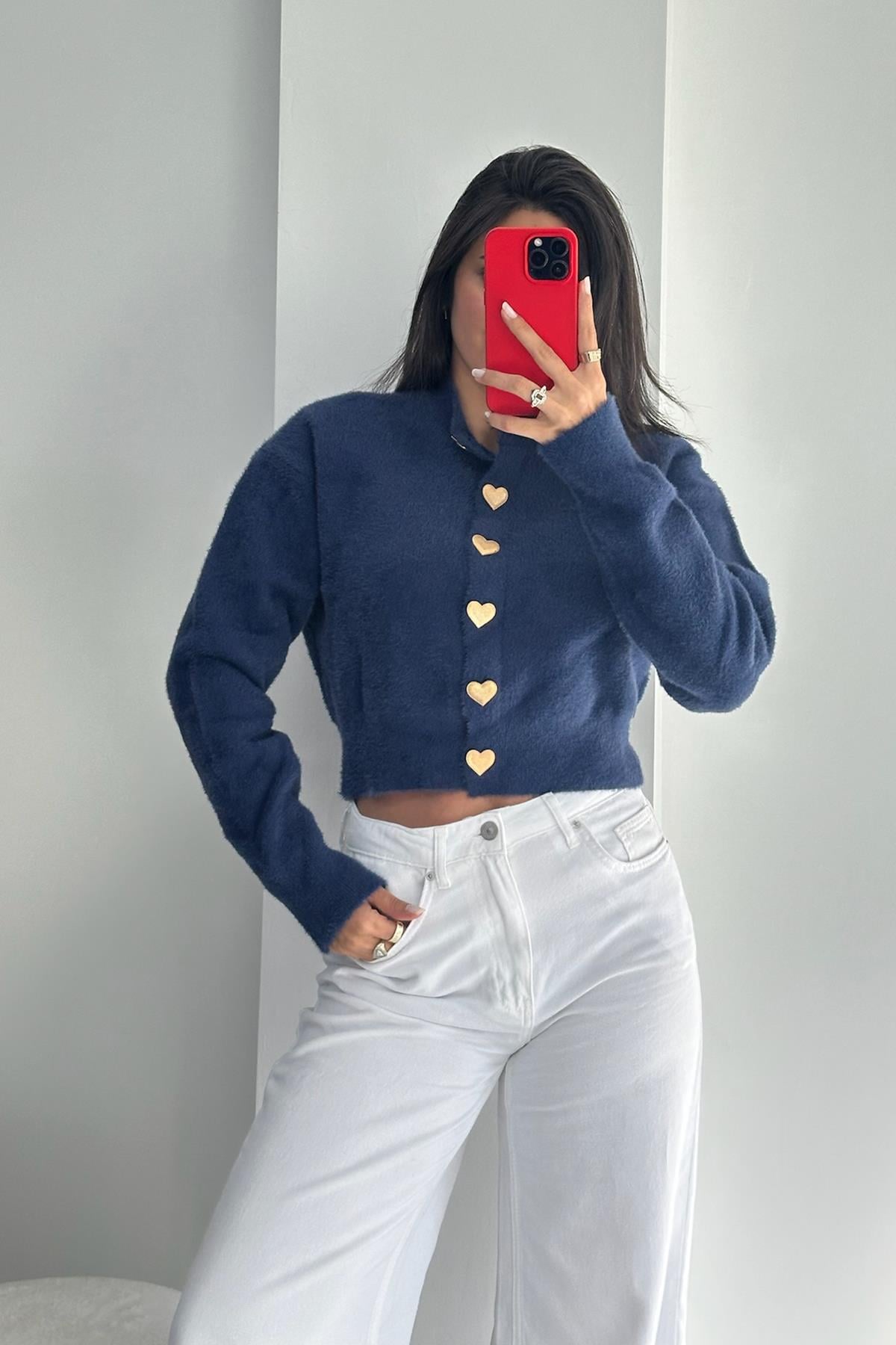 Kalp Düğmeli Lacivert Yumoş Hırka