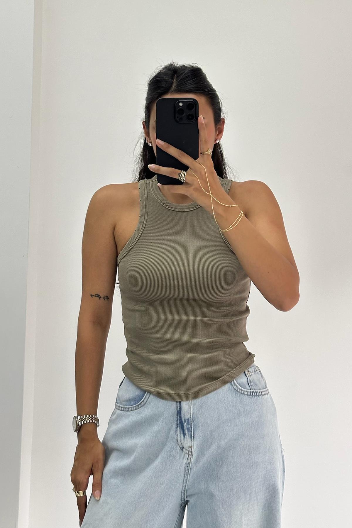 Fitilli Kolsuz Haki Top